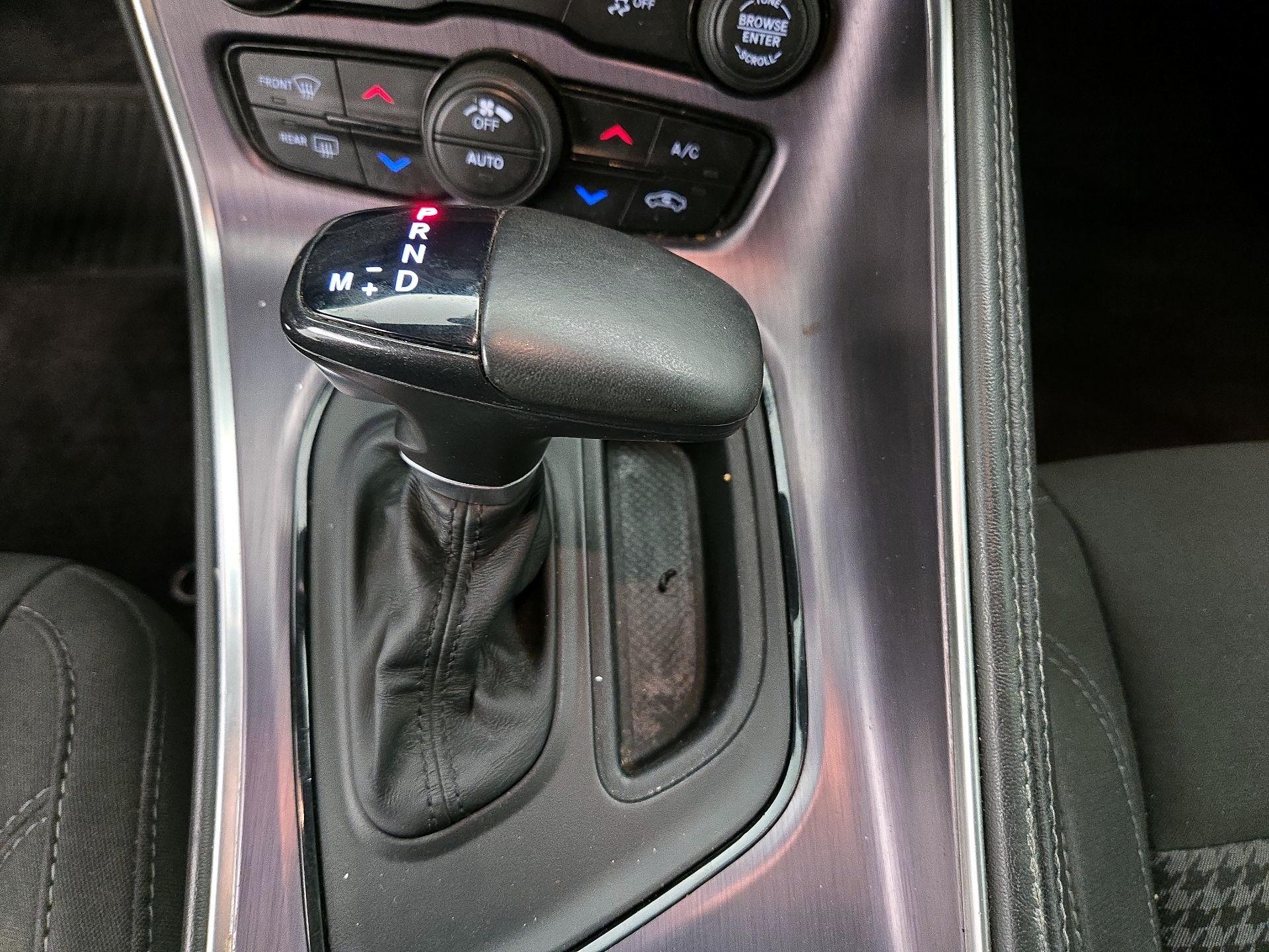 Thumbnail: 2018 Dodge Challenger - 17