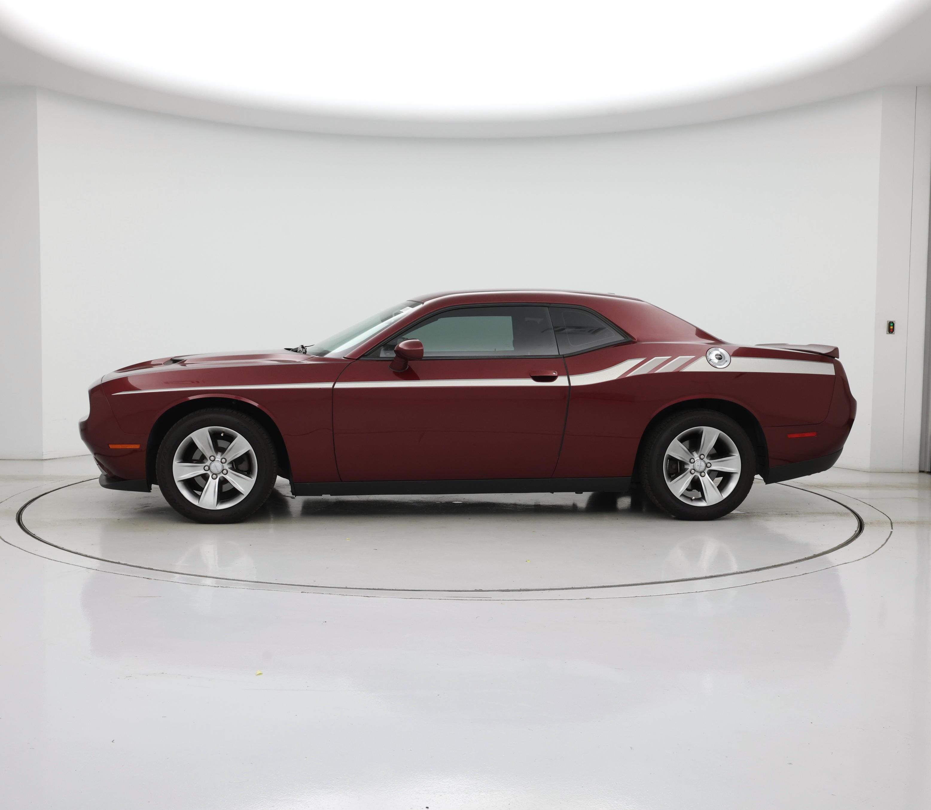 Thumbnail: 2018 Dodge Challenger - 3