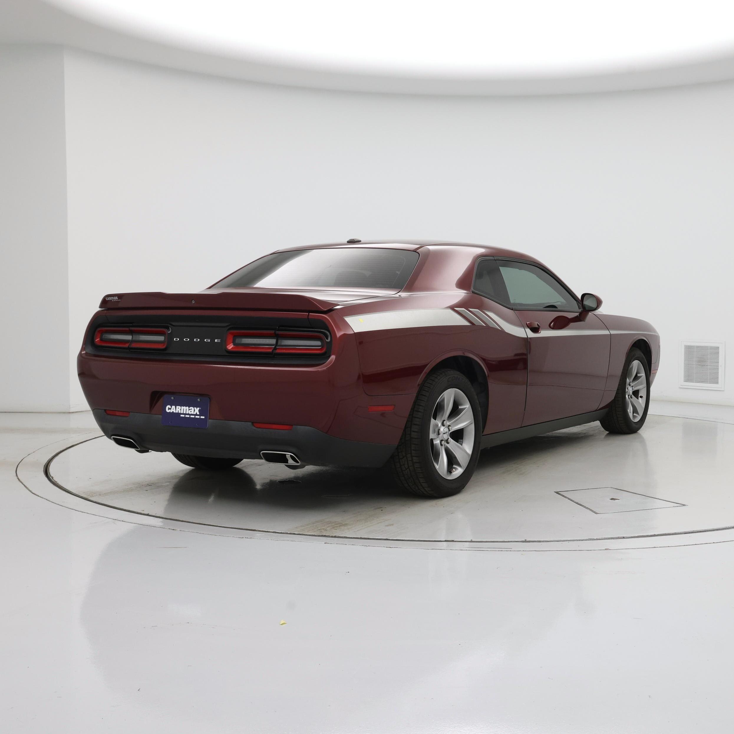 Thumbnail: 2018 Dodge Challenger - 8