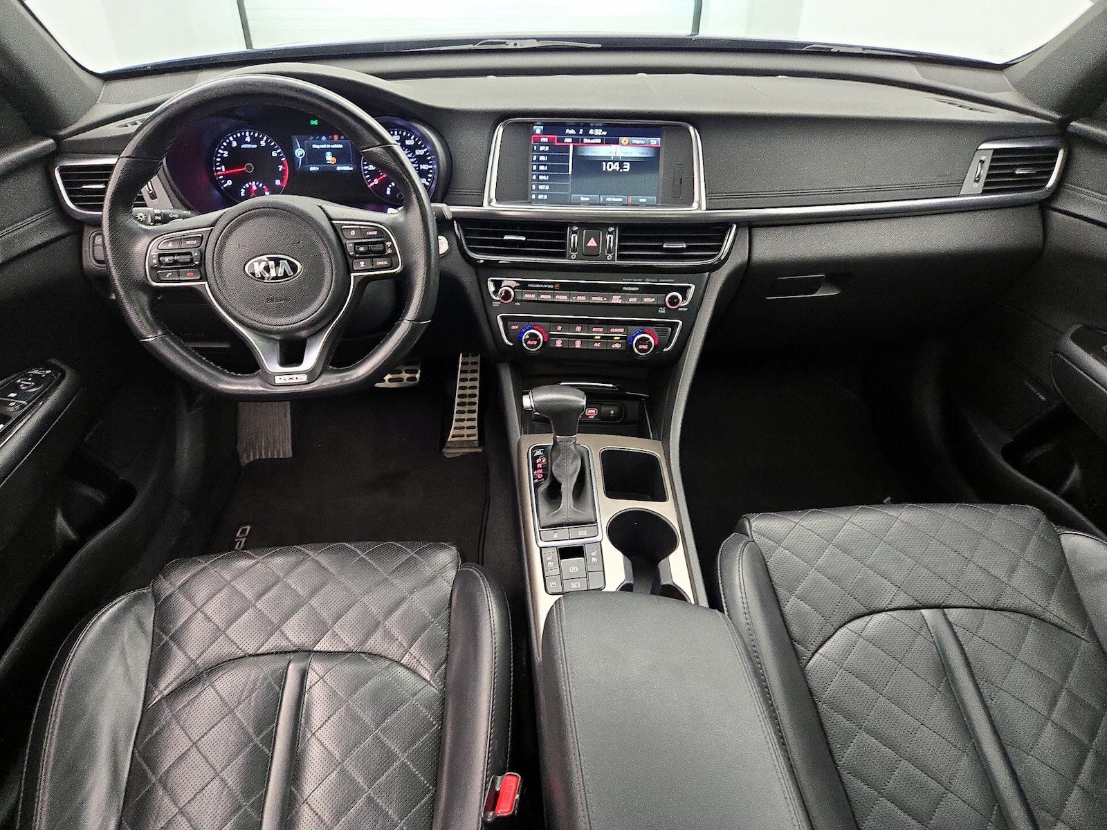 2017 Kia Optima SXL - Photo 10