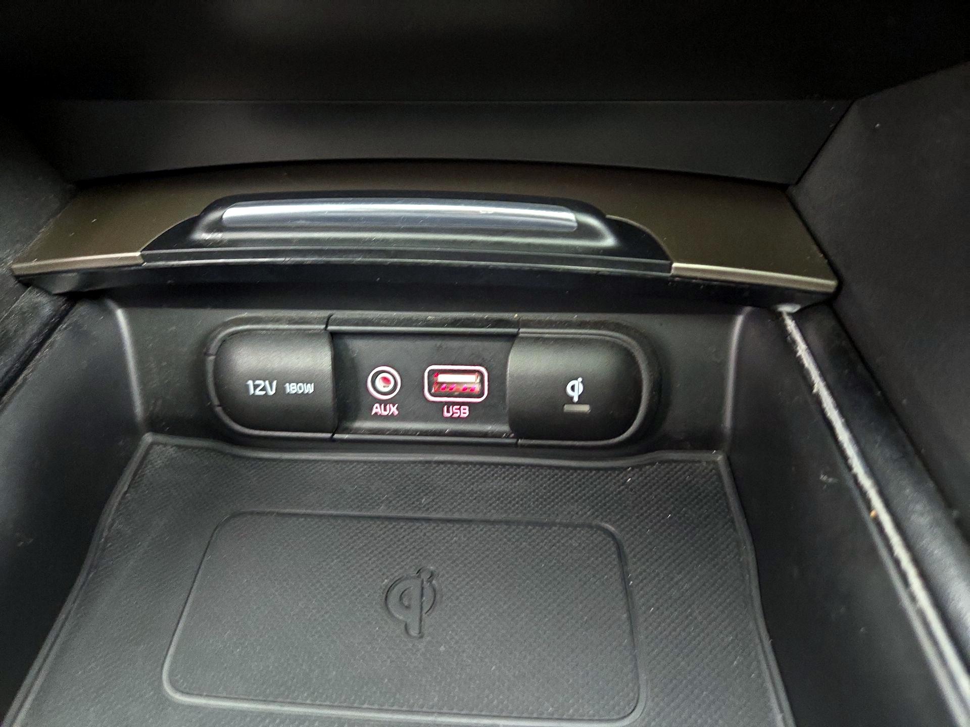 Thumbnail: 2017 Kia Optima - 18