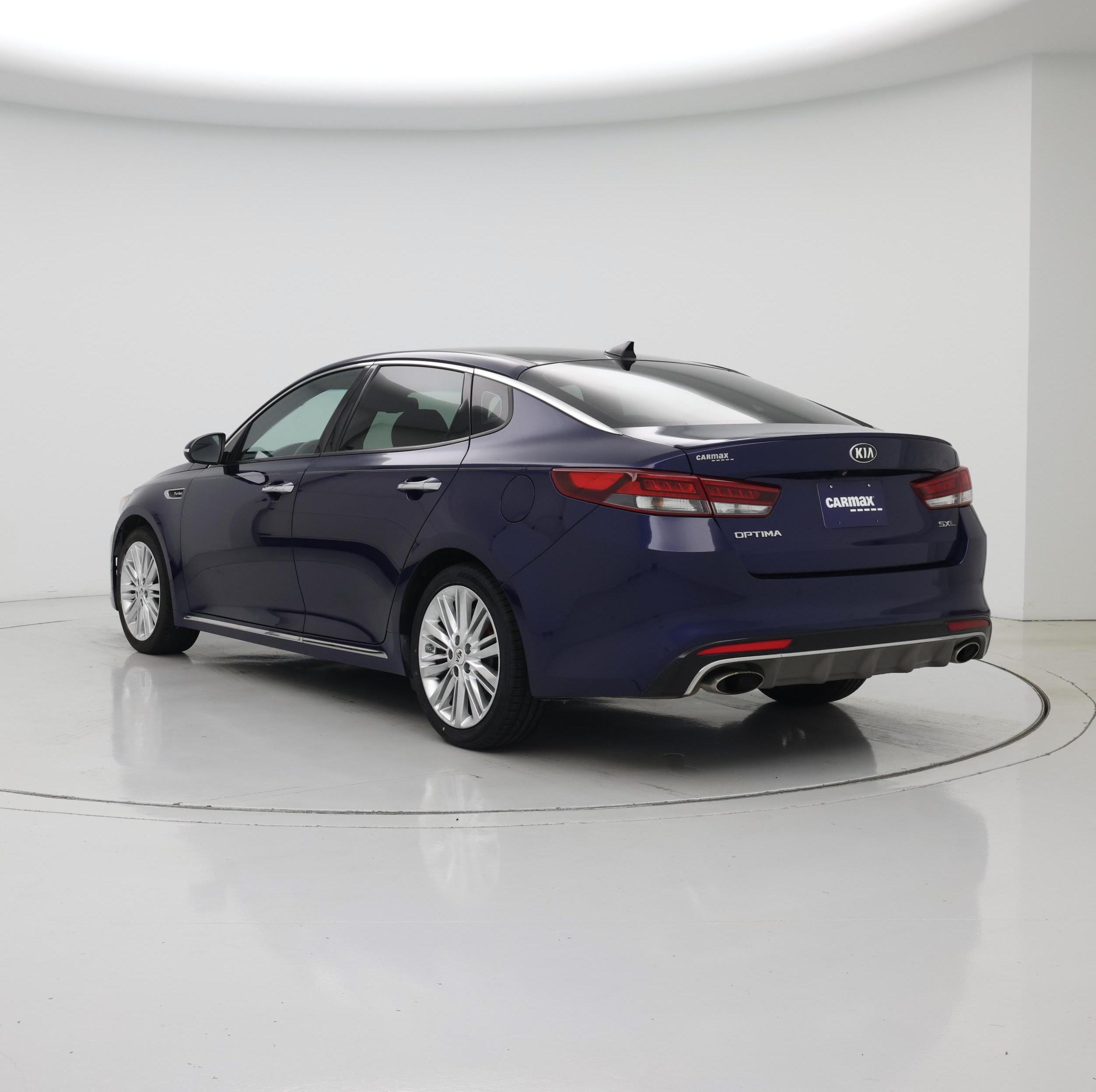 Thumbnail: 2017 Kia Optima - 2