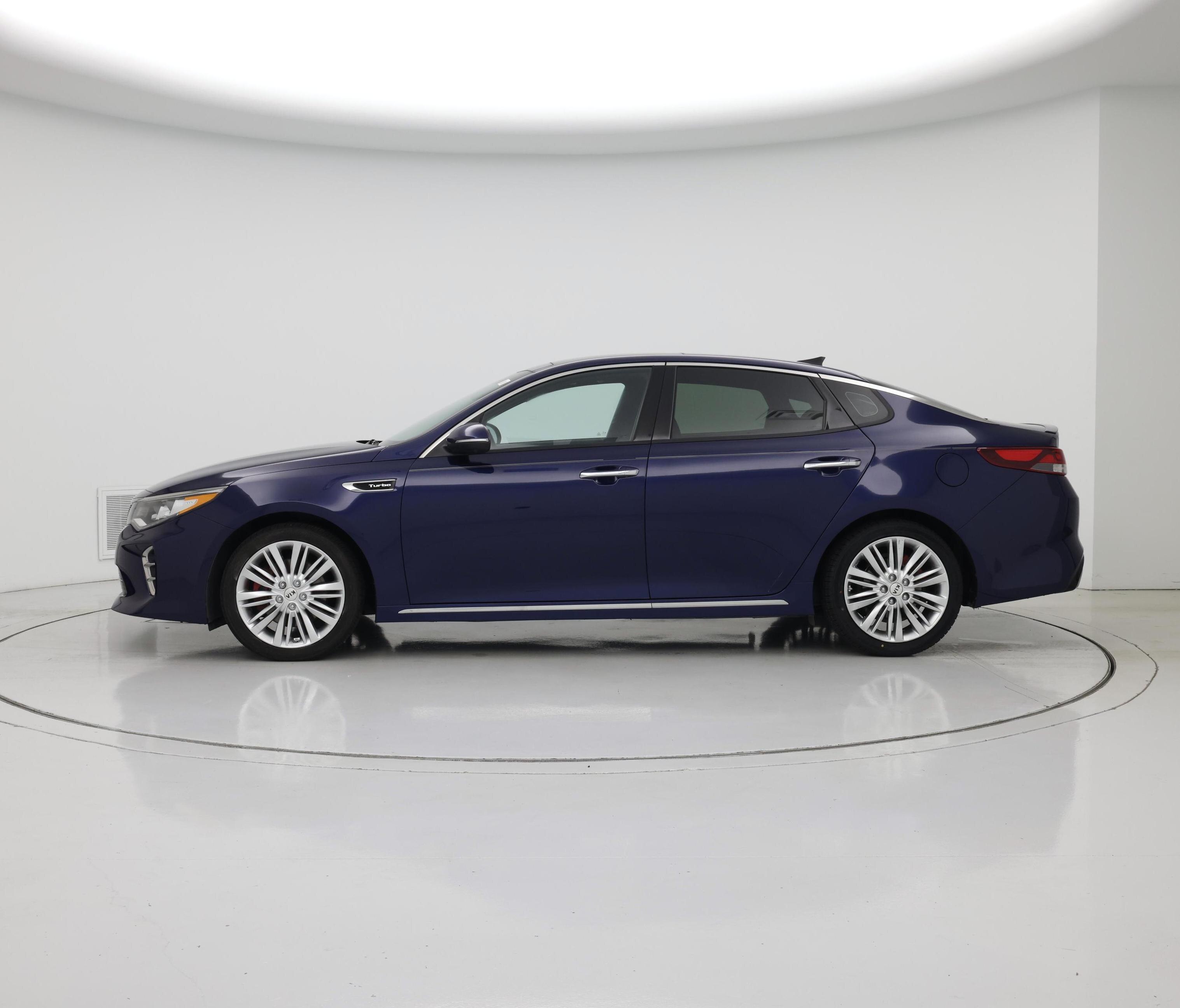 Thumbnail: 2017 Kia Optima - 3