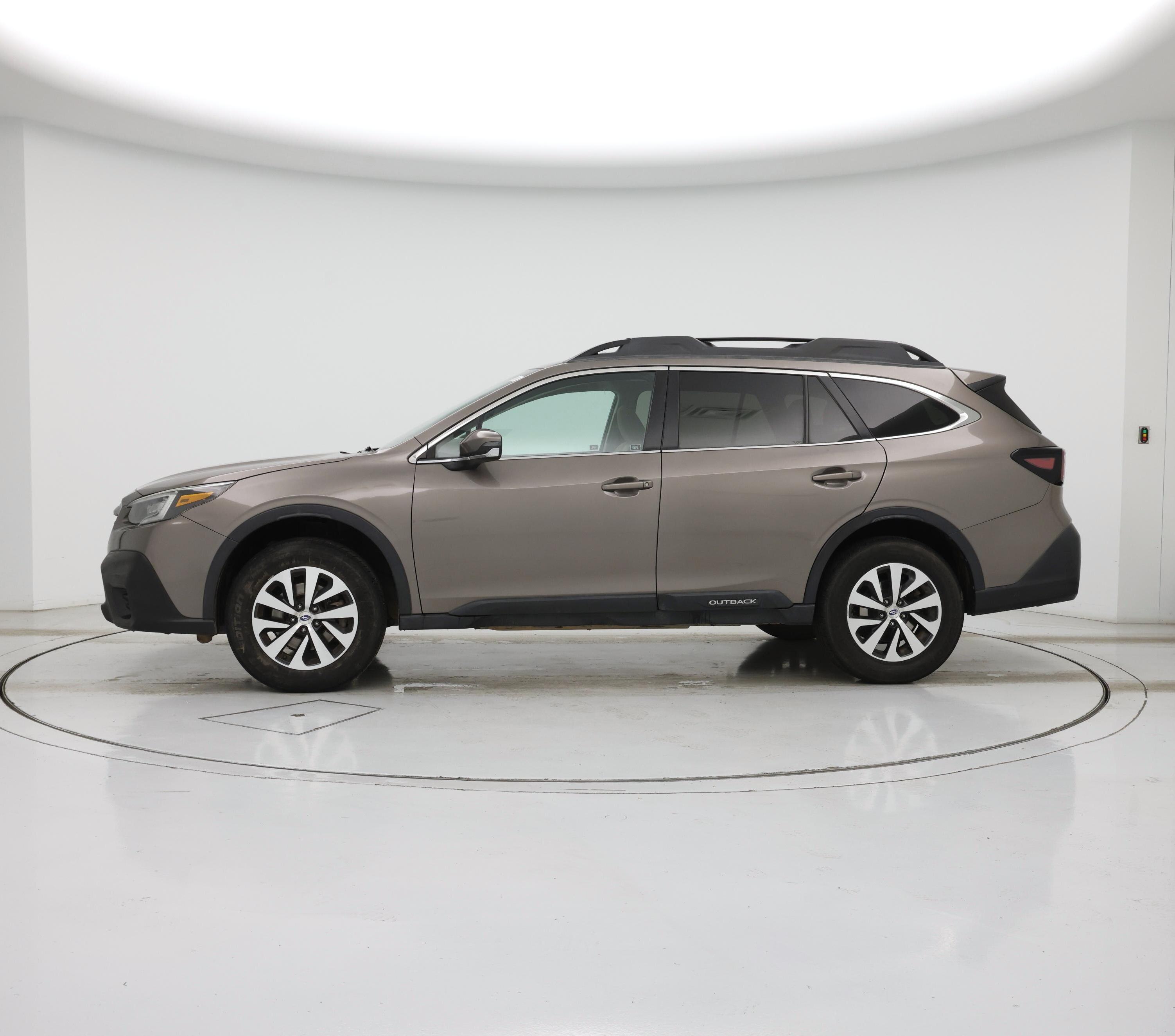 Thumbnail: 2021 Subaru Outback - 3
