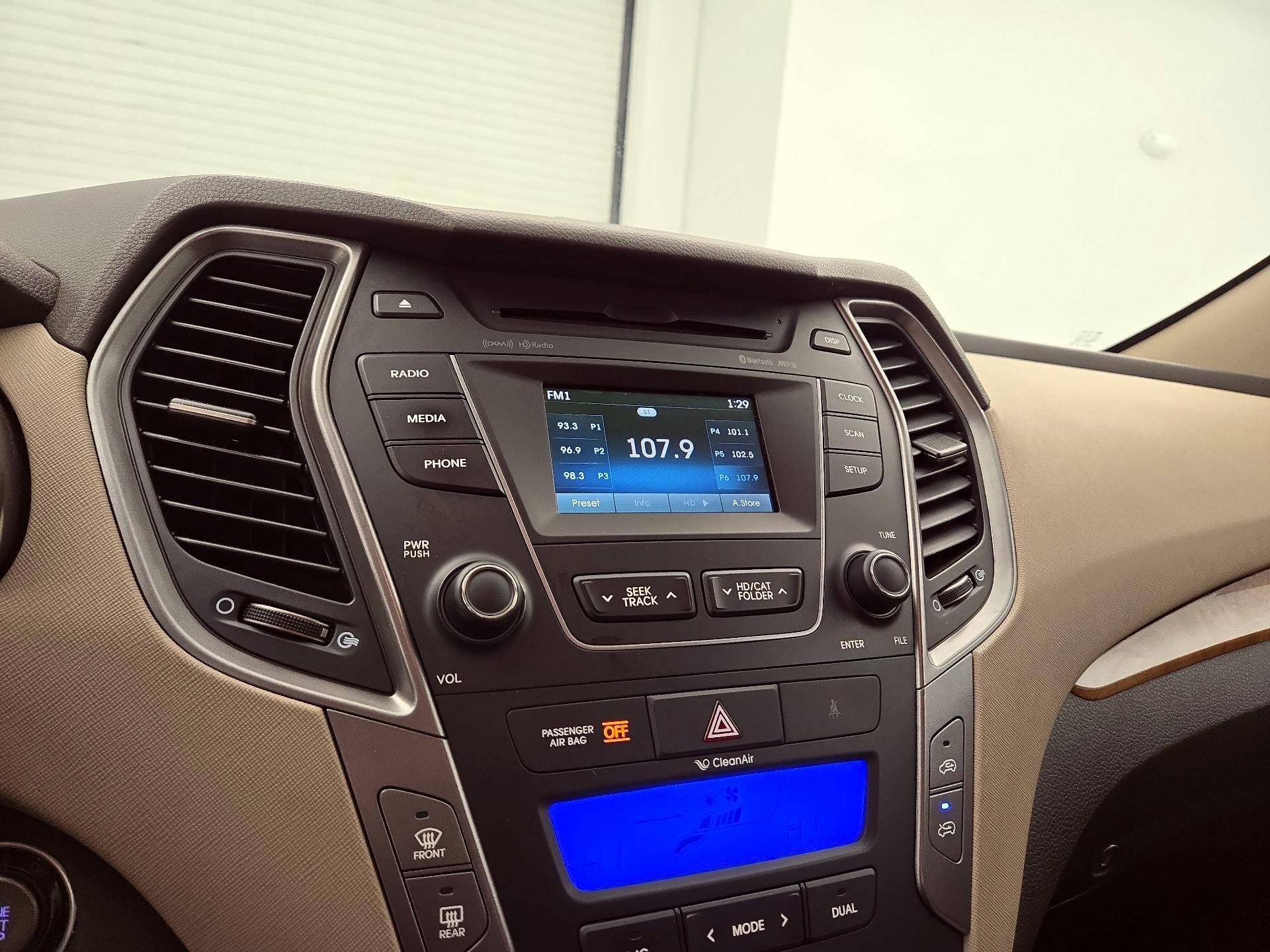 Thumbnail: 2014 Hyundai Santa Fe - 15