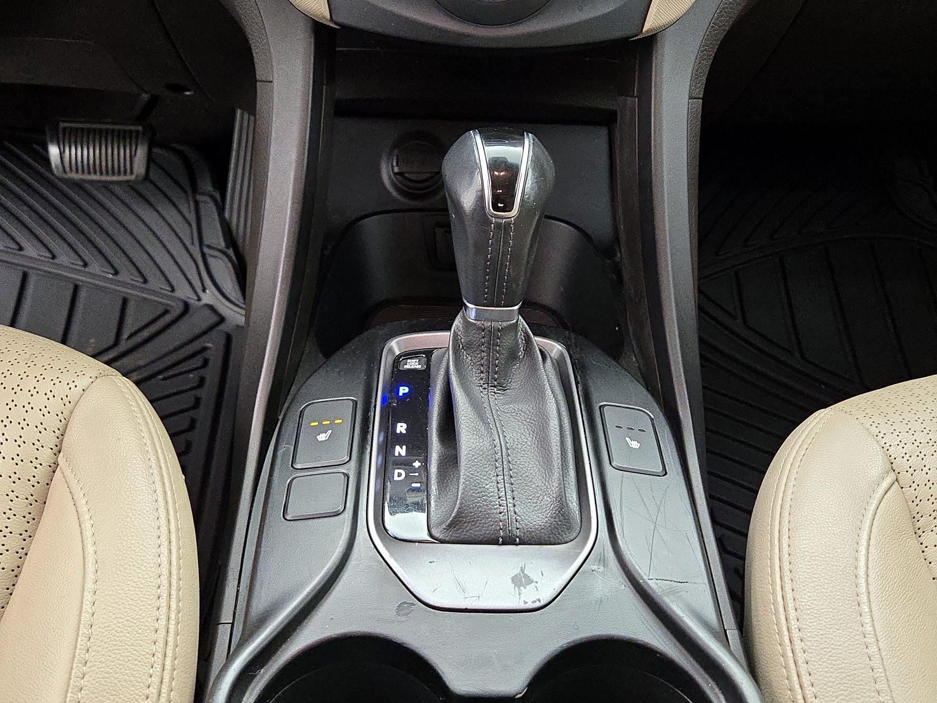 Thumbnail: 2014 Hyundai Santa Fe - 17