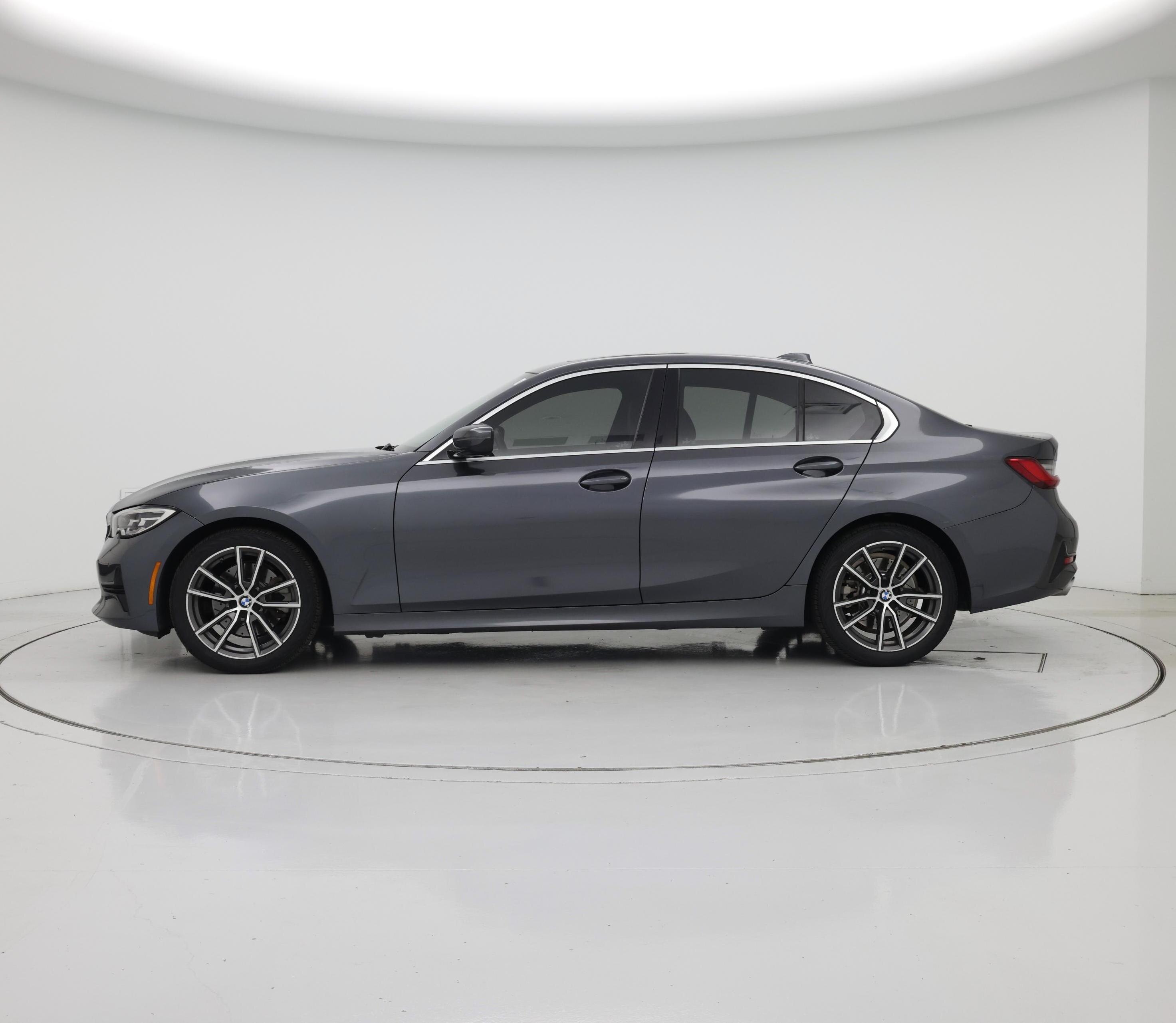 Thumbnail: 2019 BMW 3 Series - 3