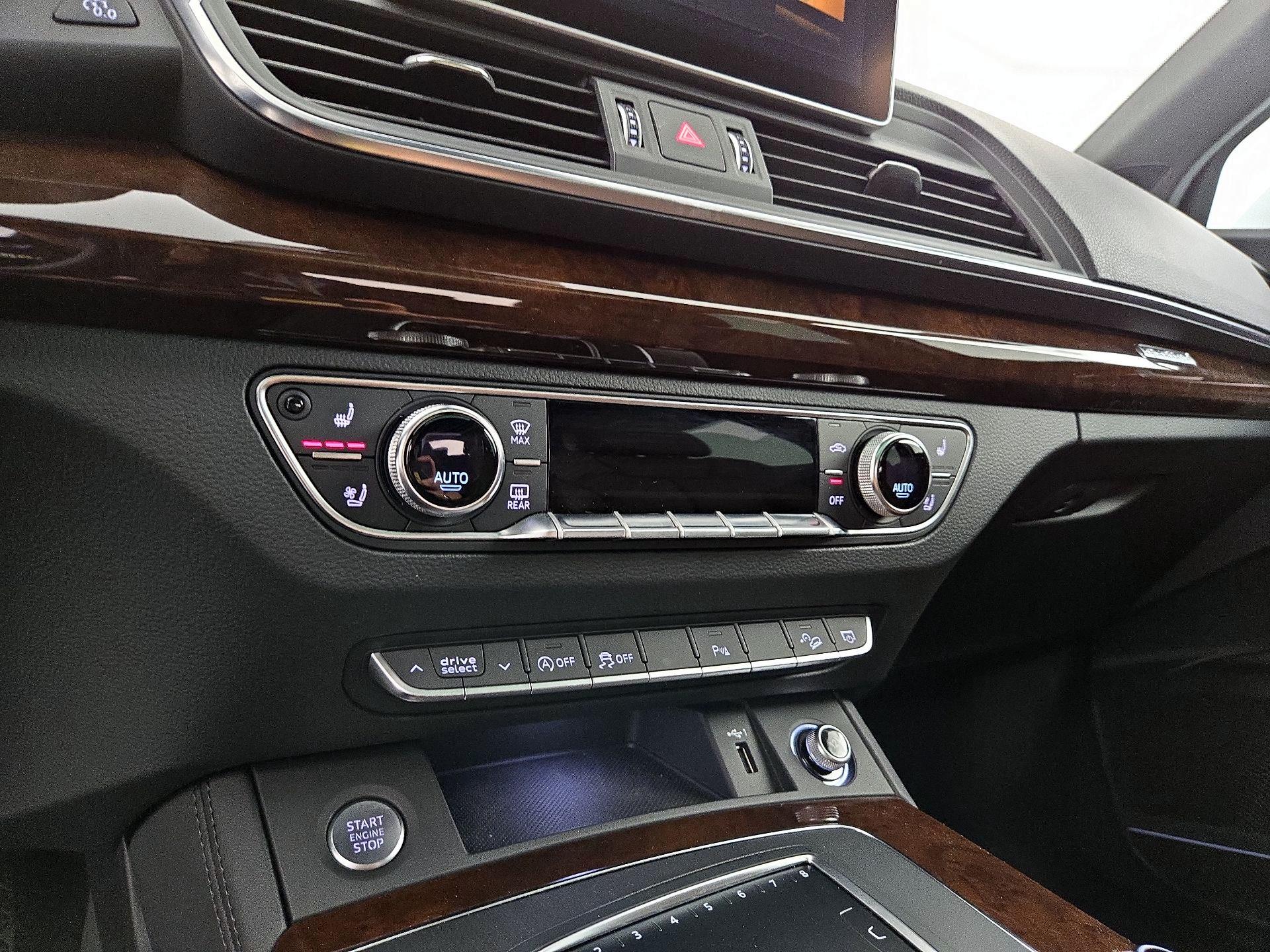 Thumbnail: 2019 Audi Q5 - 17