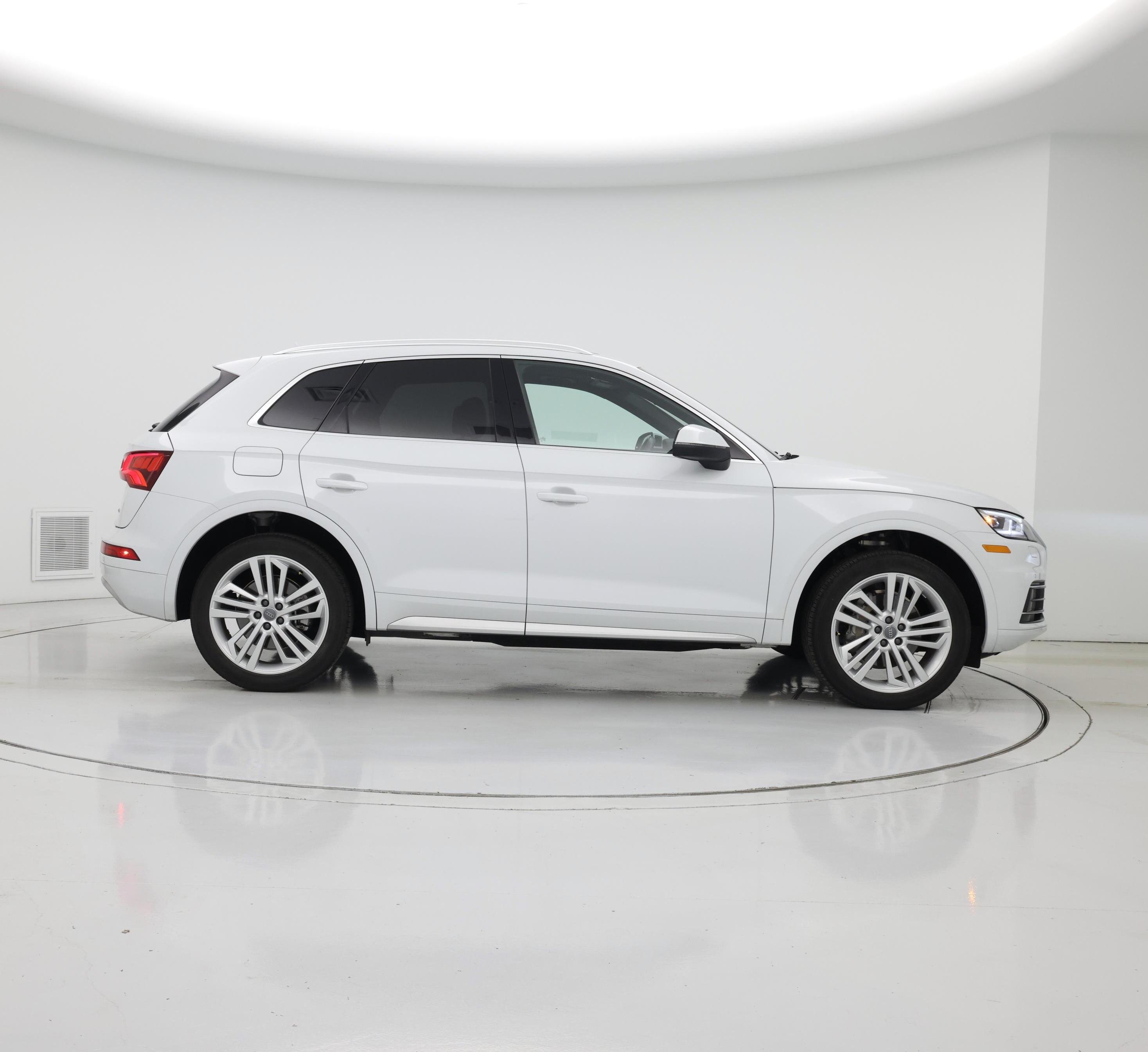 Thumbnail: 2019 Audi Q5 - 7