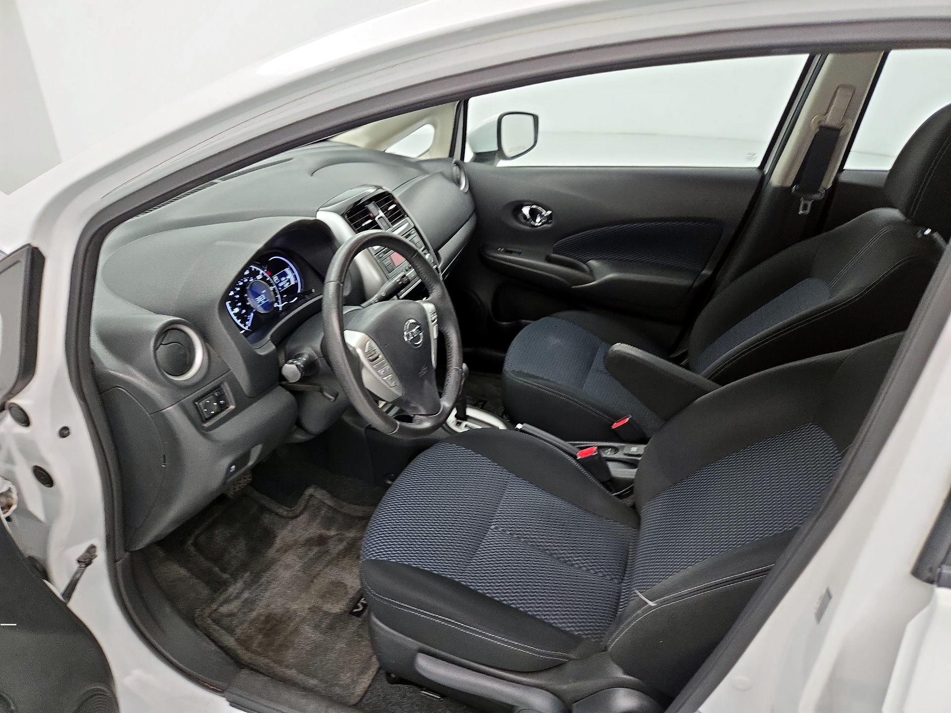 Thumbnail: 2015 Nissan Versa Note - 11