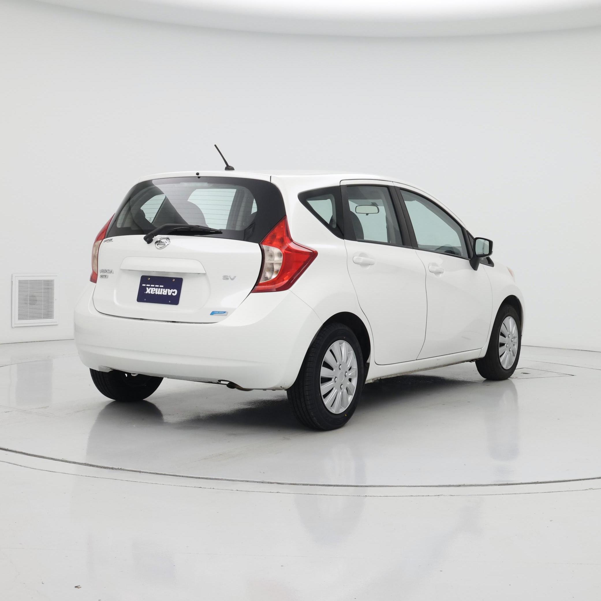 Thumbnail: 2015 Nissan Versa Note - 8