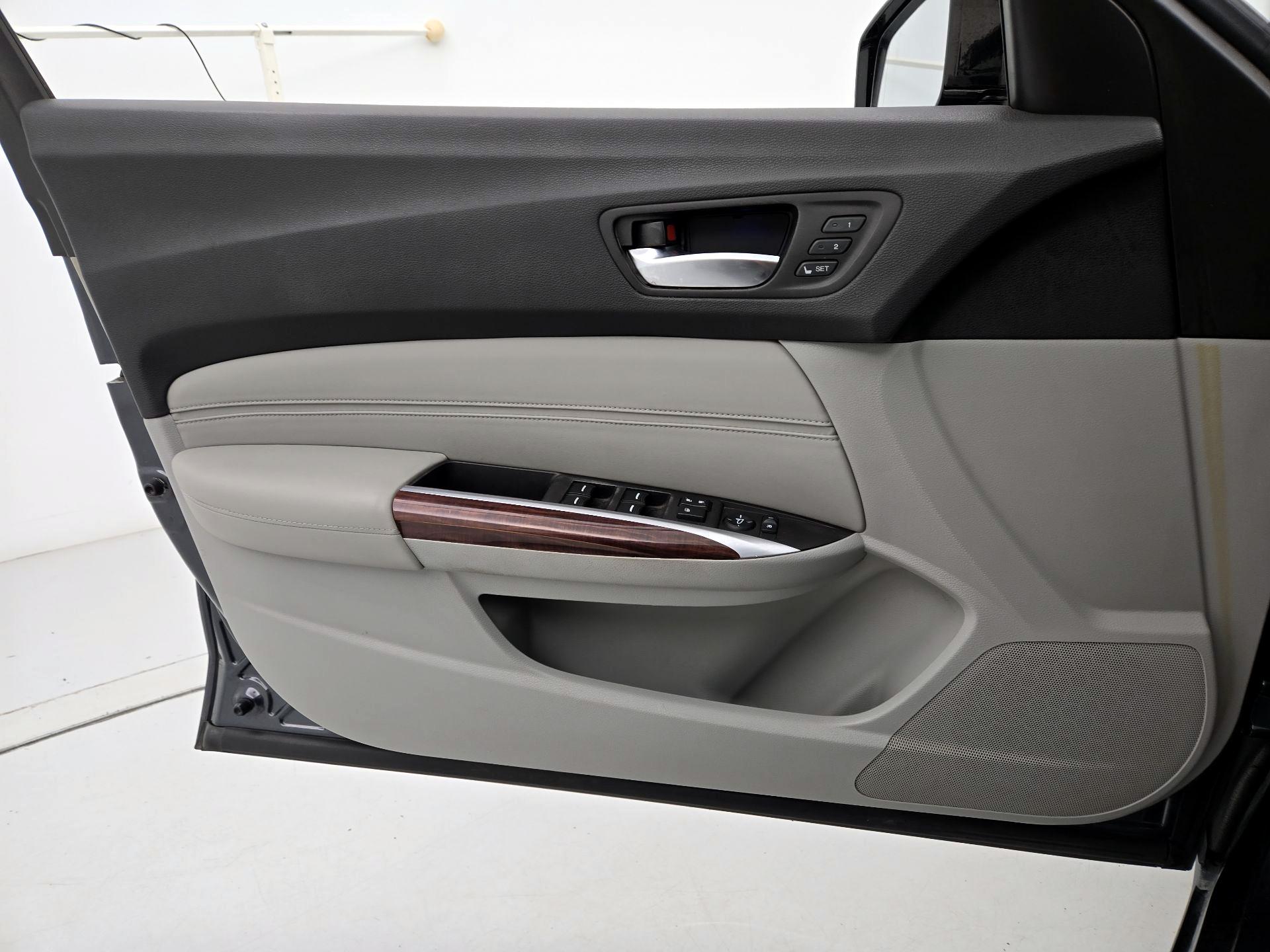 Thumbnail: 2016 Acura TLX - 12