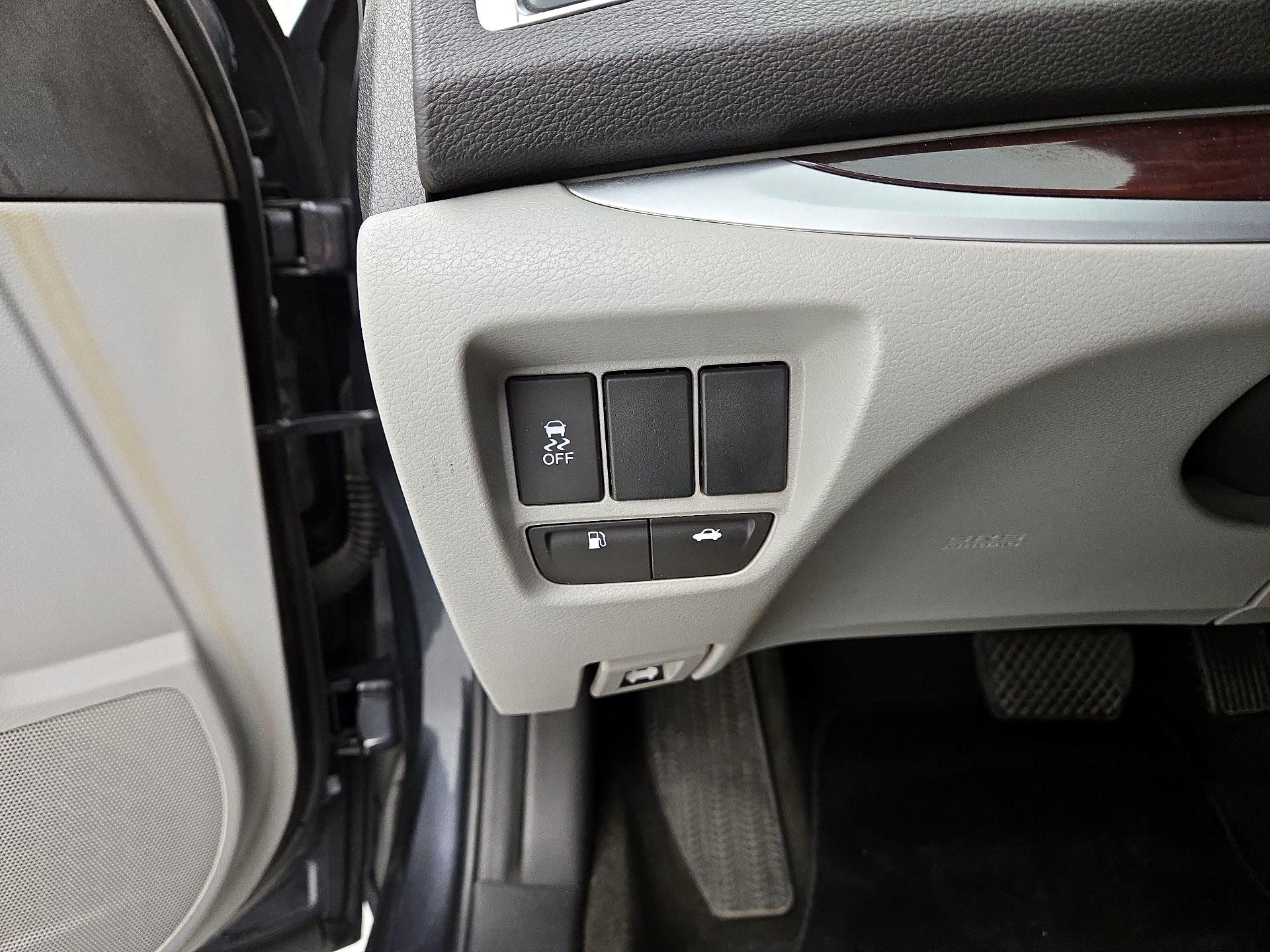 Thumbnail: 2016 Acura TLX - 13