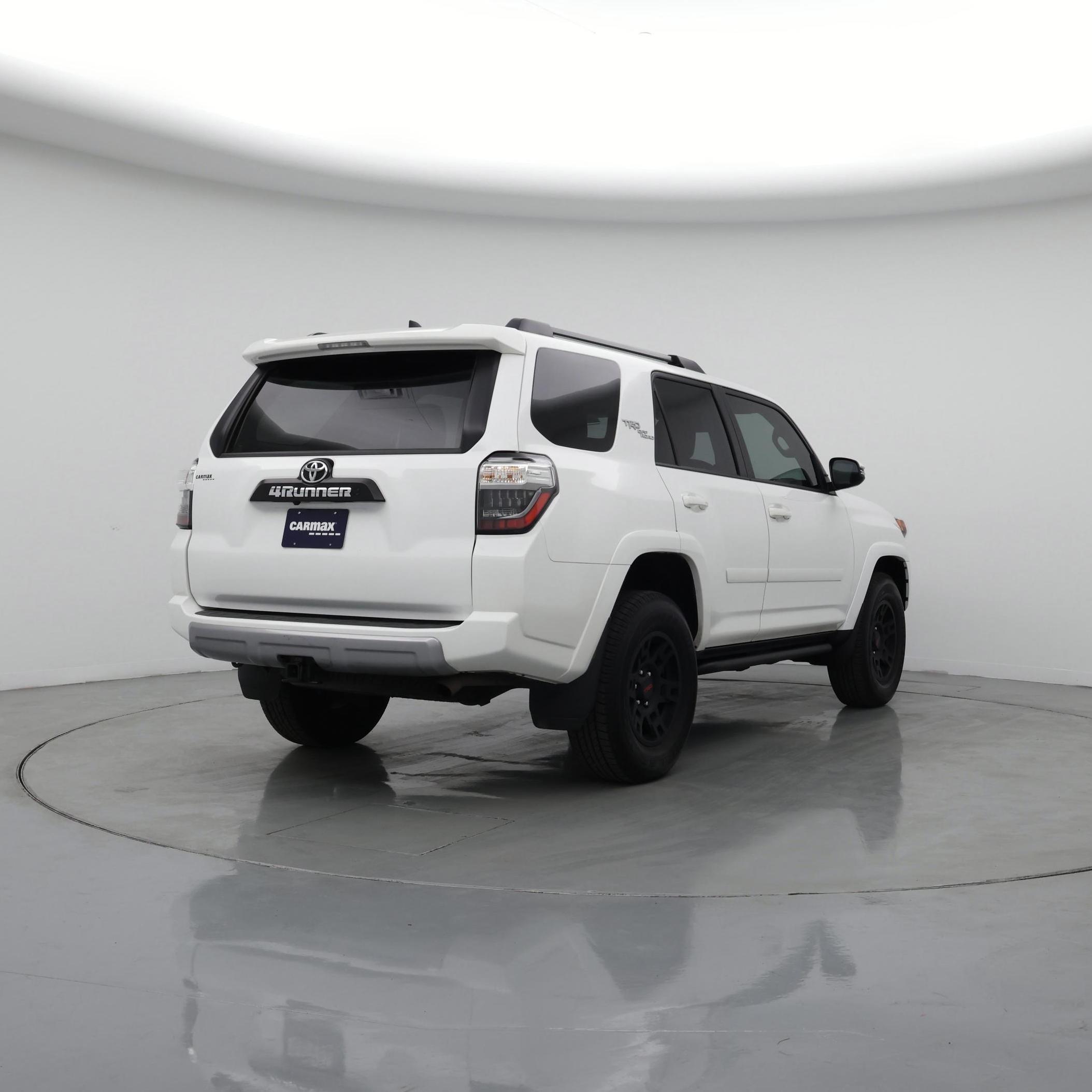 Thumbnail: 2024 Toyota 4Runner - 8