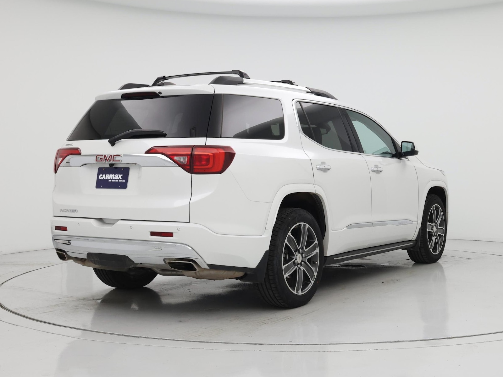 2018 GMC Acadia Denali - Photo 9