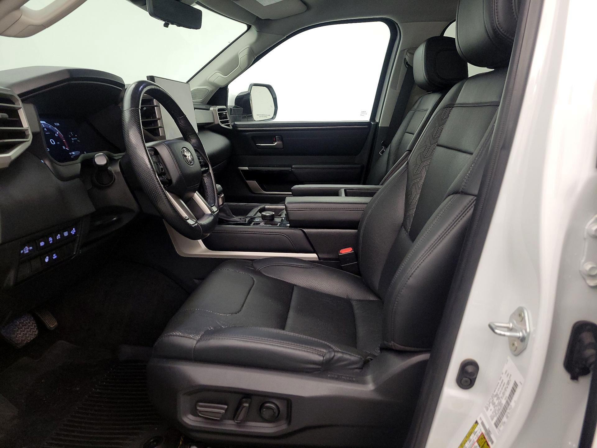 Thumbnail: 2024 Toyota Tundra - 11