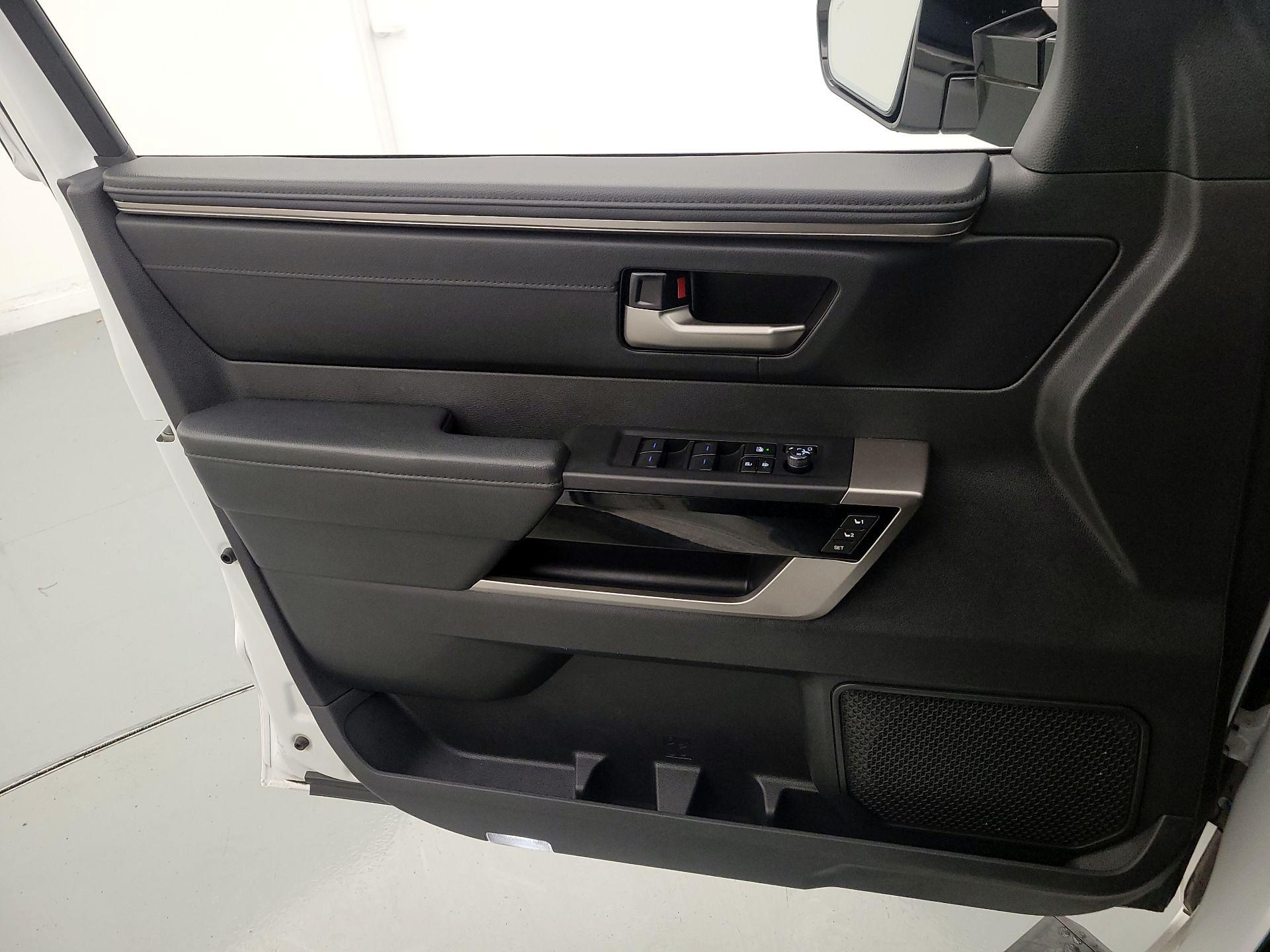 Thumbnail: 2024 Toyota Tundra - 12