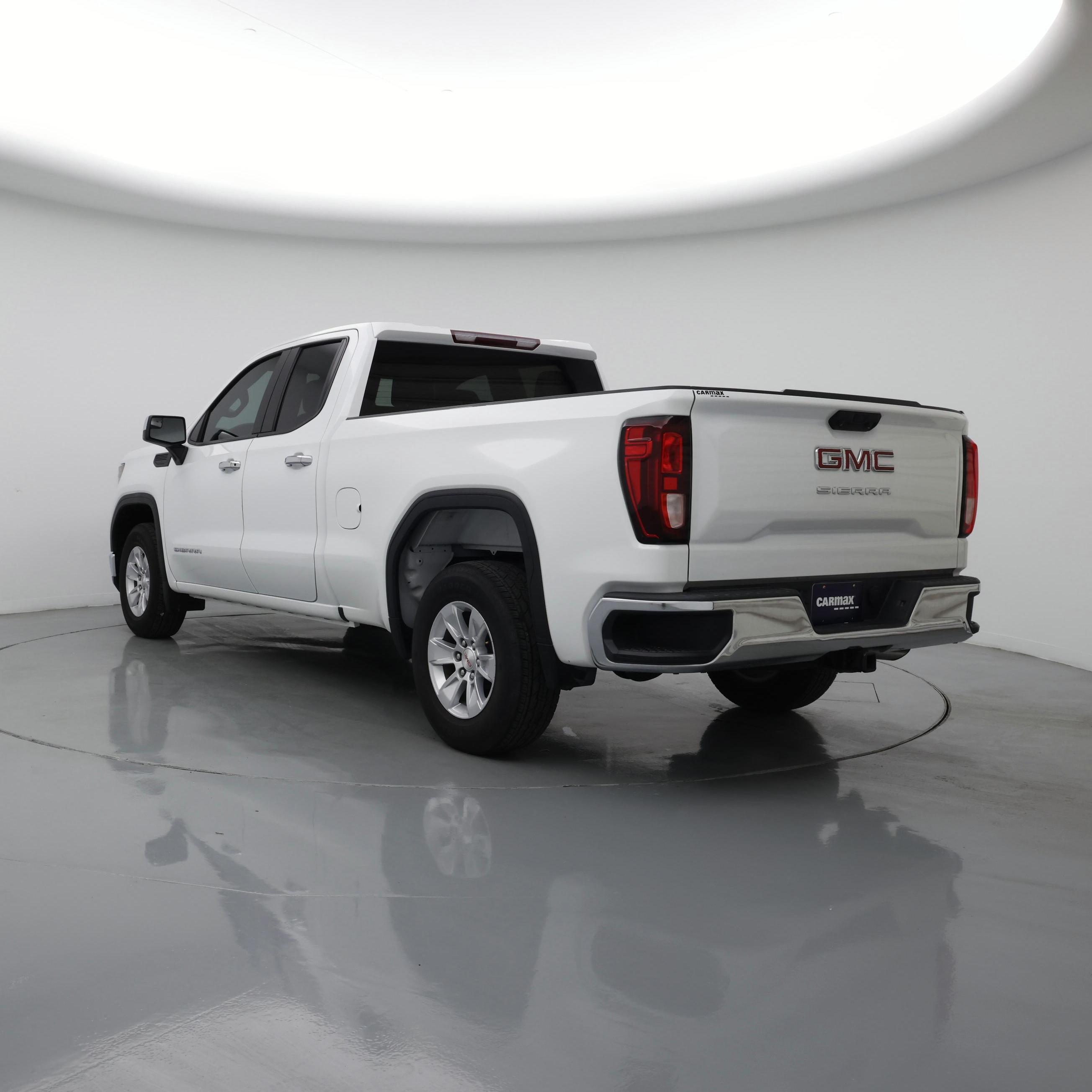Thumbnail: 2023 GMC Sierra 1500 - 2