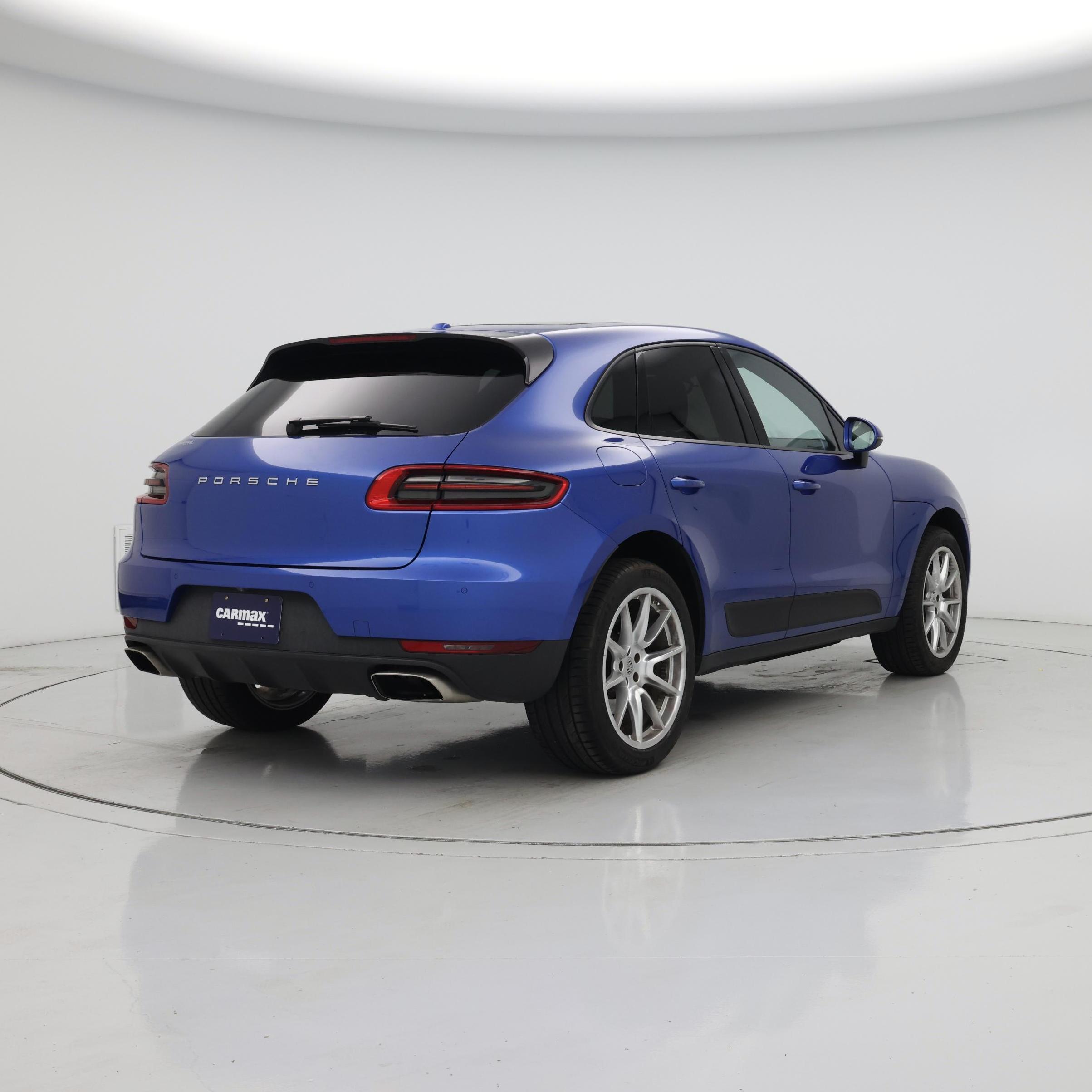 Thumbnail: 2017 Porsche Macan - 8