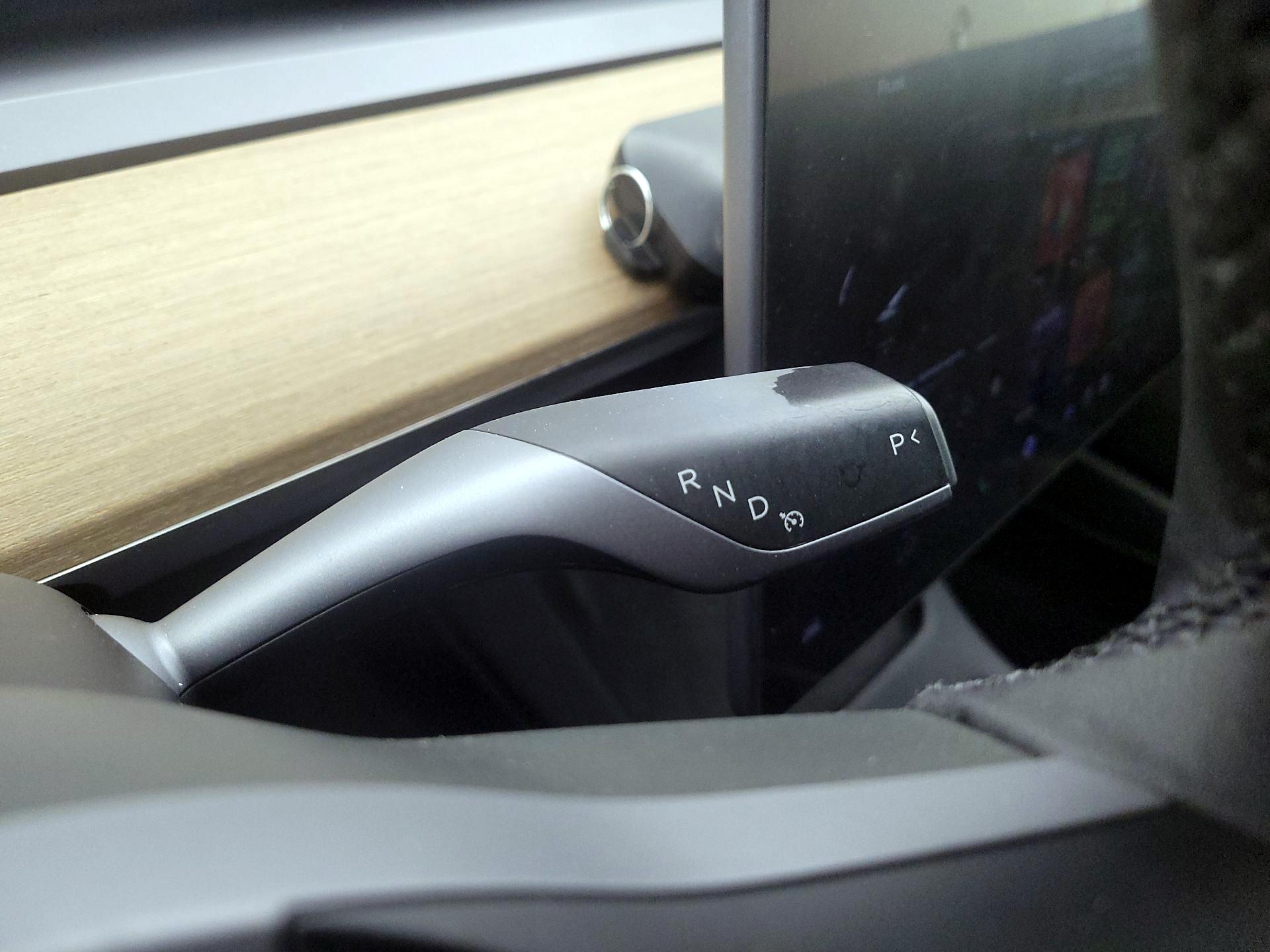 Thumbnail: 2023 Tesla Model 3 - 17