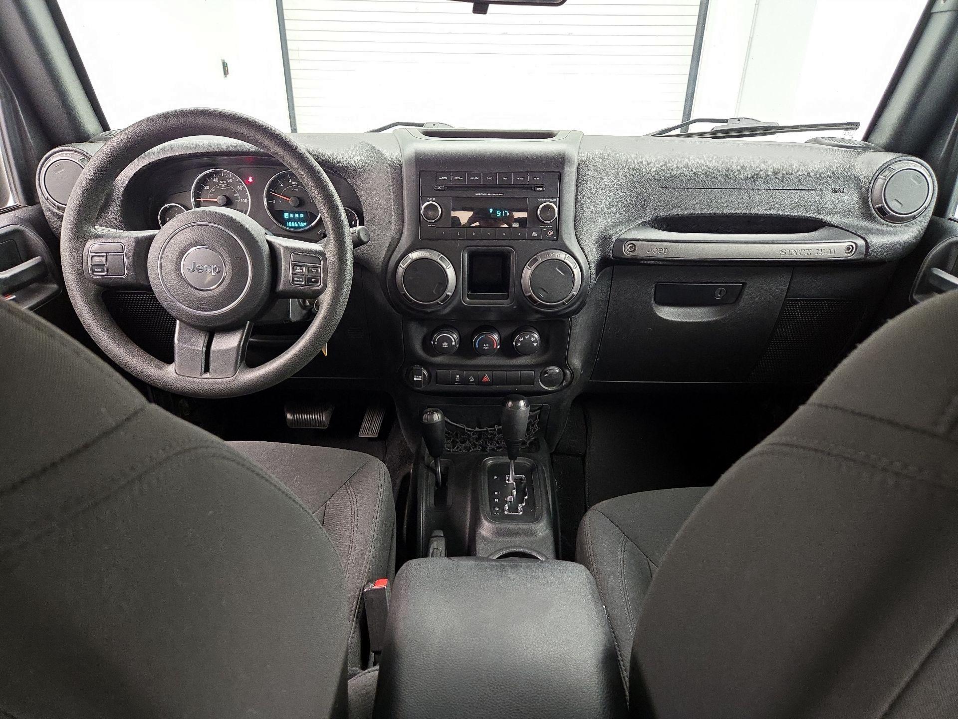 Thumbnail: 2017 Jeep Wrangler - 9