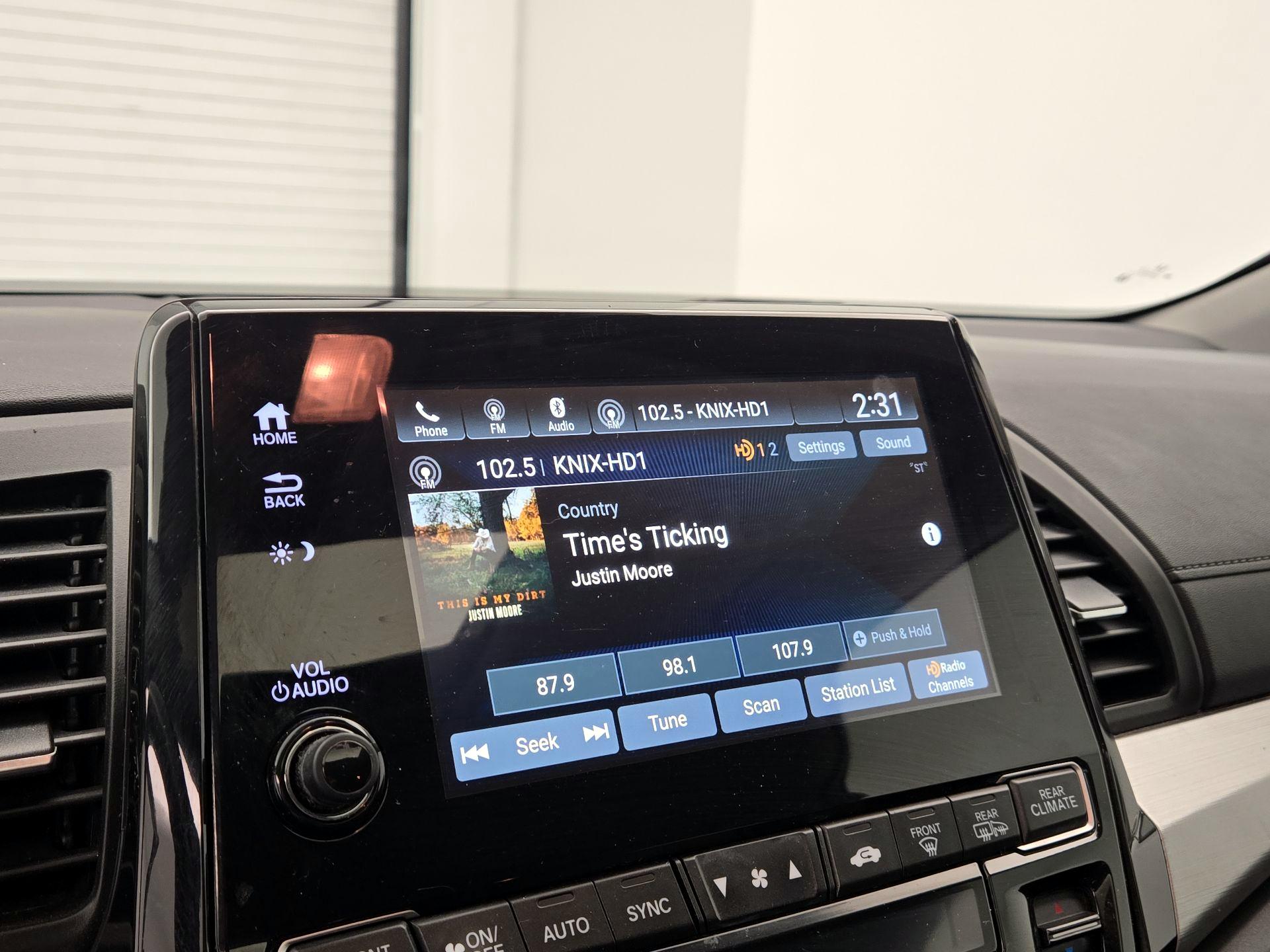 Thumbnail: 2019 Honda Odyssey - 15