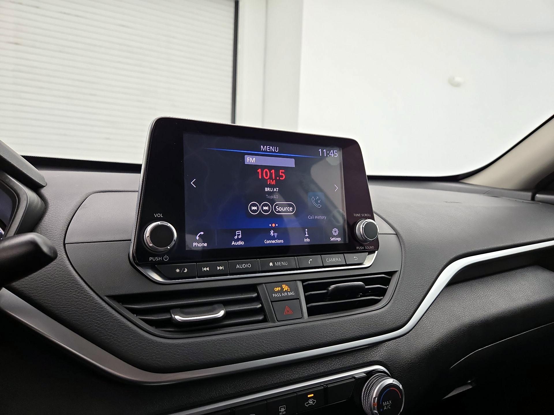 Thumbnail: 2020 Nissan Altima - 15