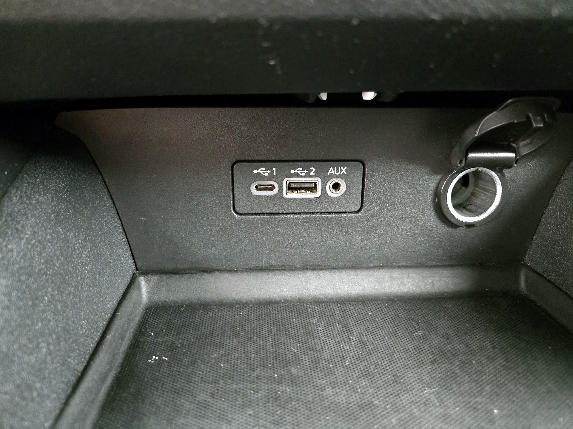 Thumbnail: 2020 Nissan Altima - 18