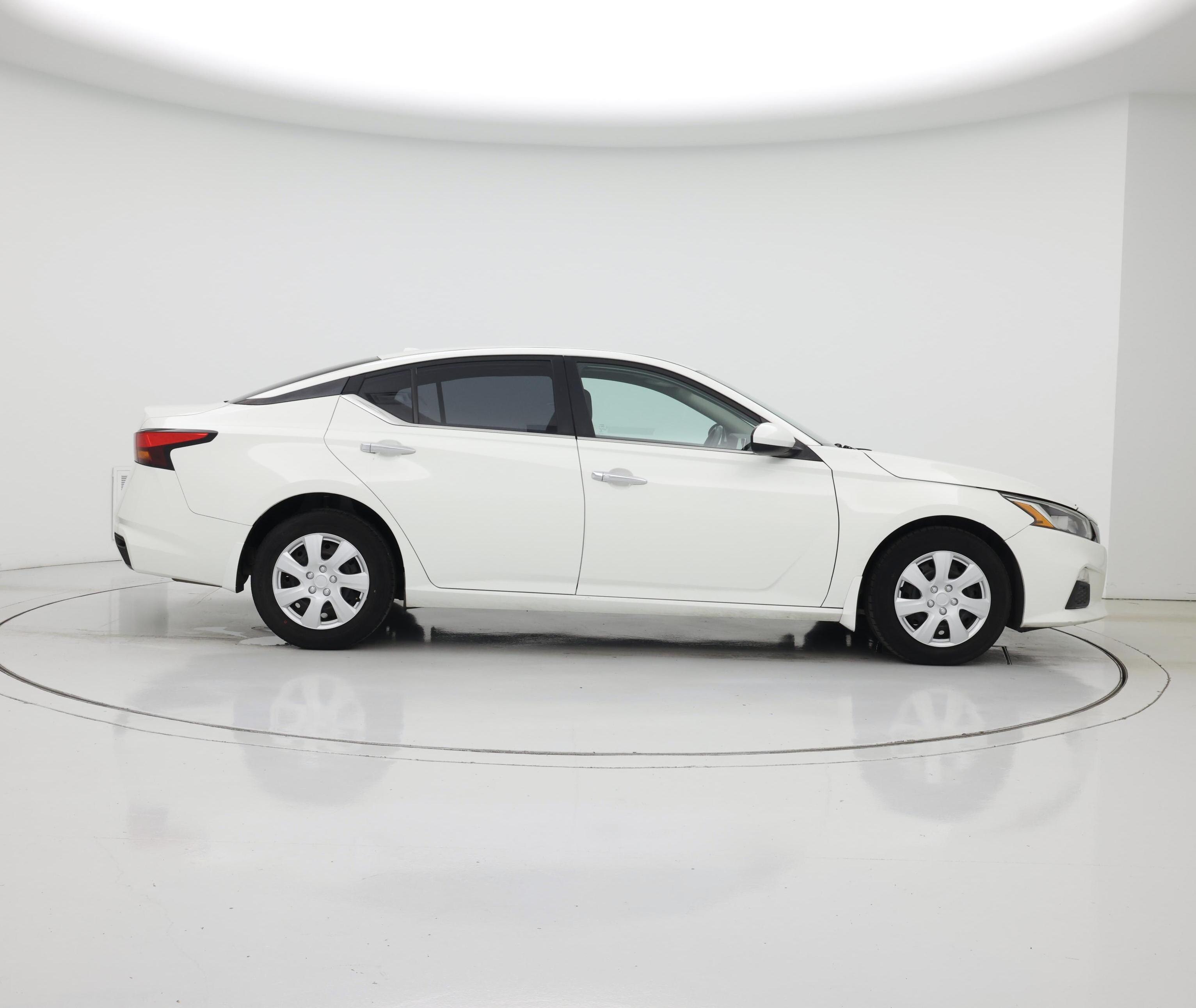 Thumbnail: 2020 Nissan Altima - 7