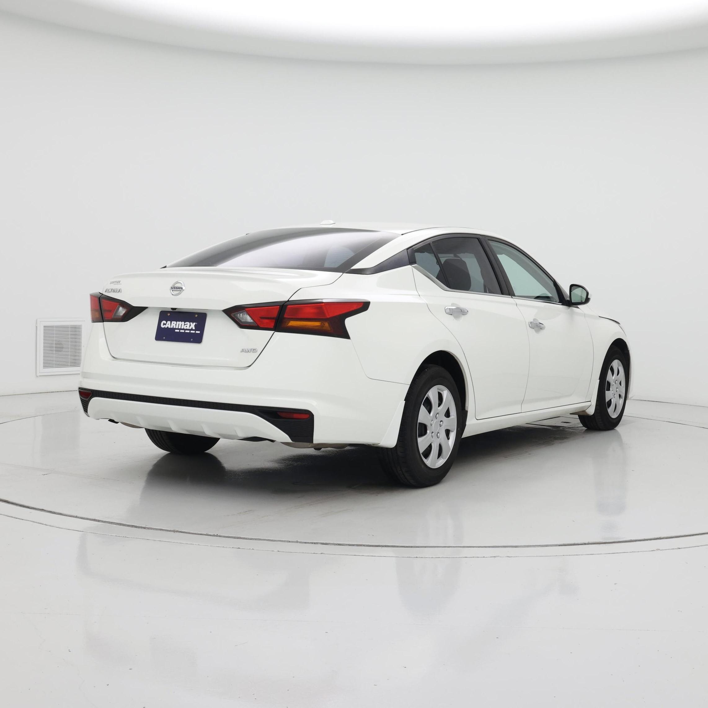 Thumbnail: 2020 Nissan Altima - 8