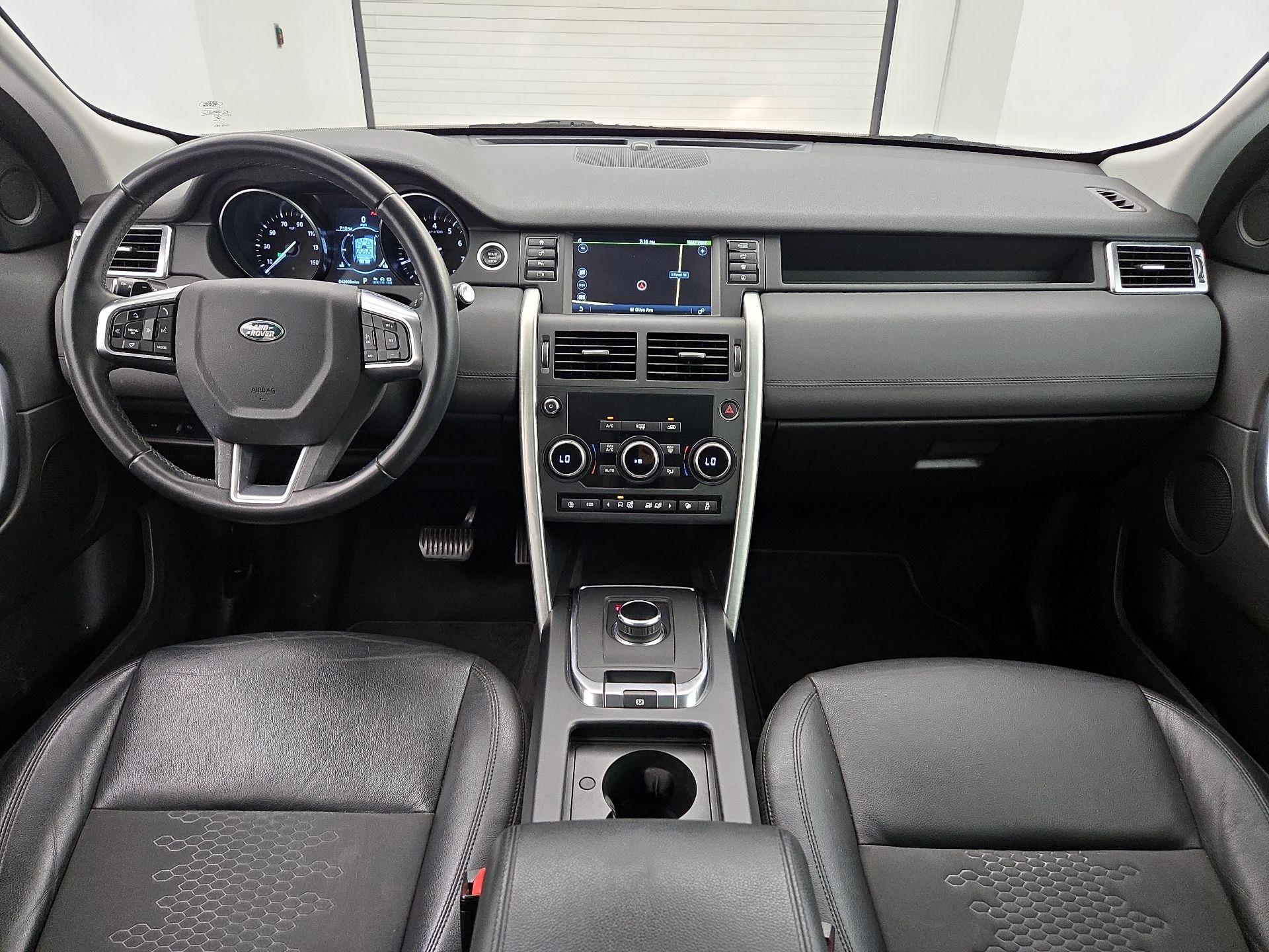 Thumbnail: 2019 Land Rover Discovery Sport - 9