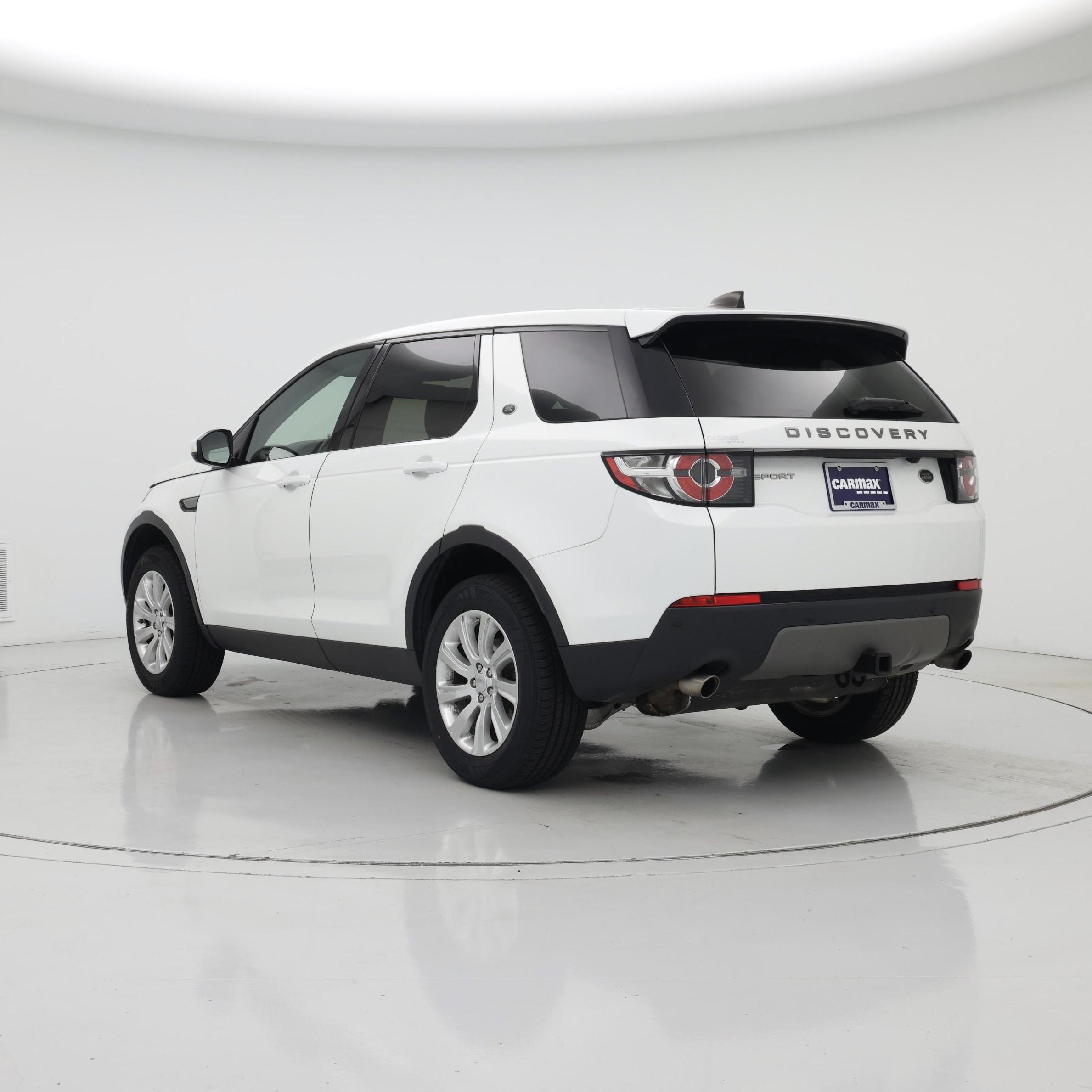 Thumbnail: 2019 Land Rover Discovery Sport - 2