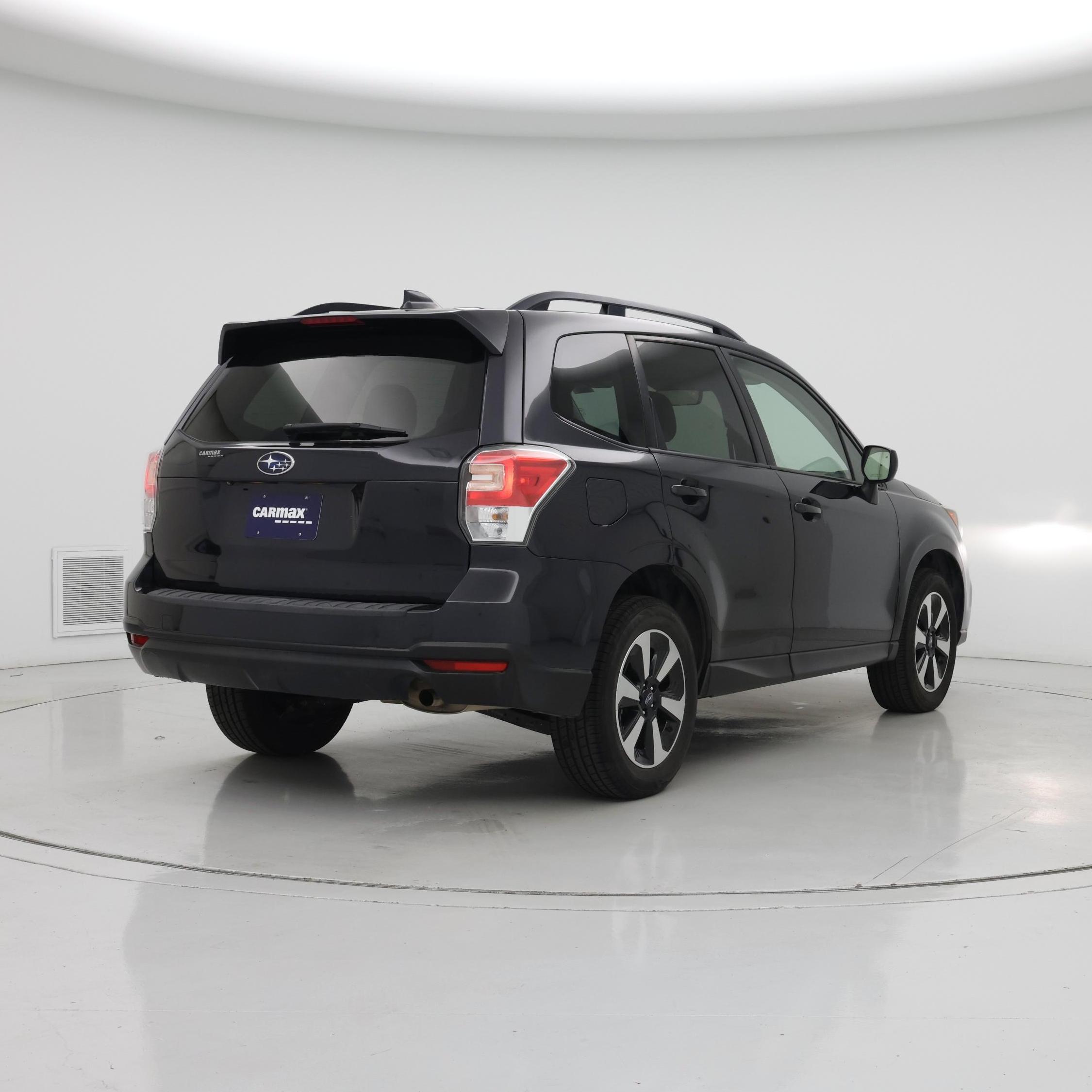 Thumbnail: 2017 Subaru Forester - 8