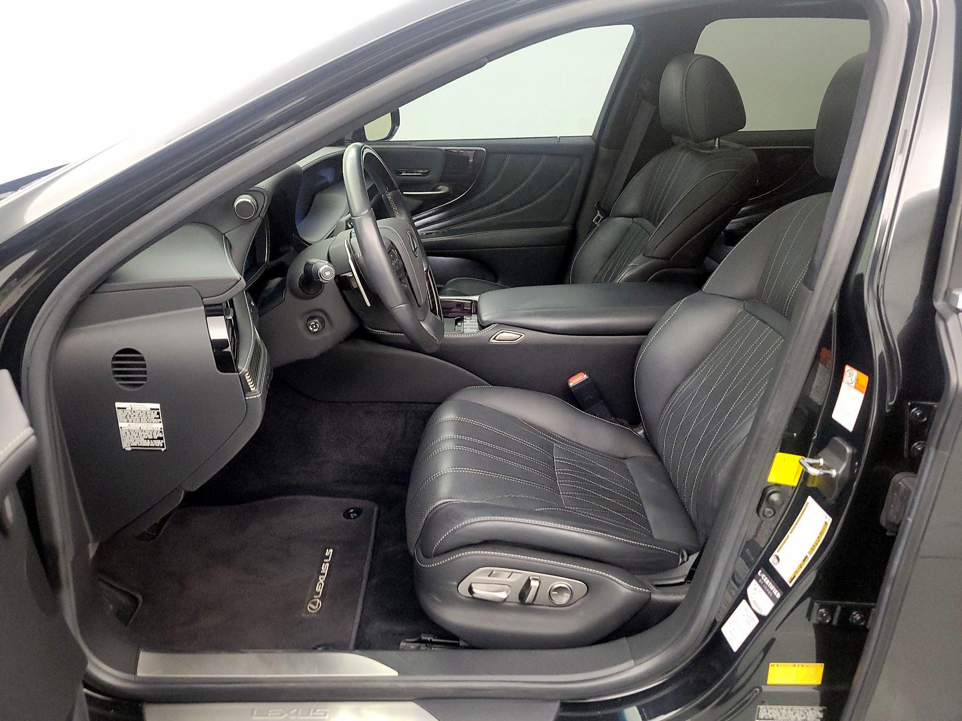 Thumbnail: 2020 Lexus LS - 11