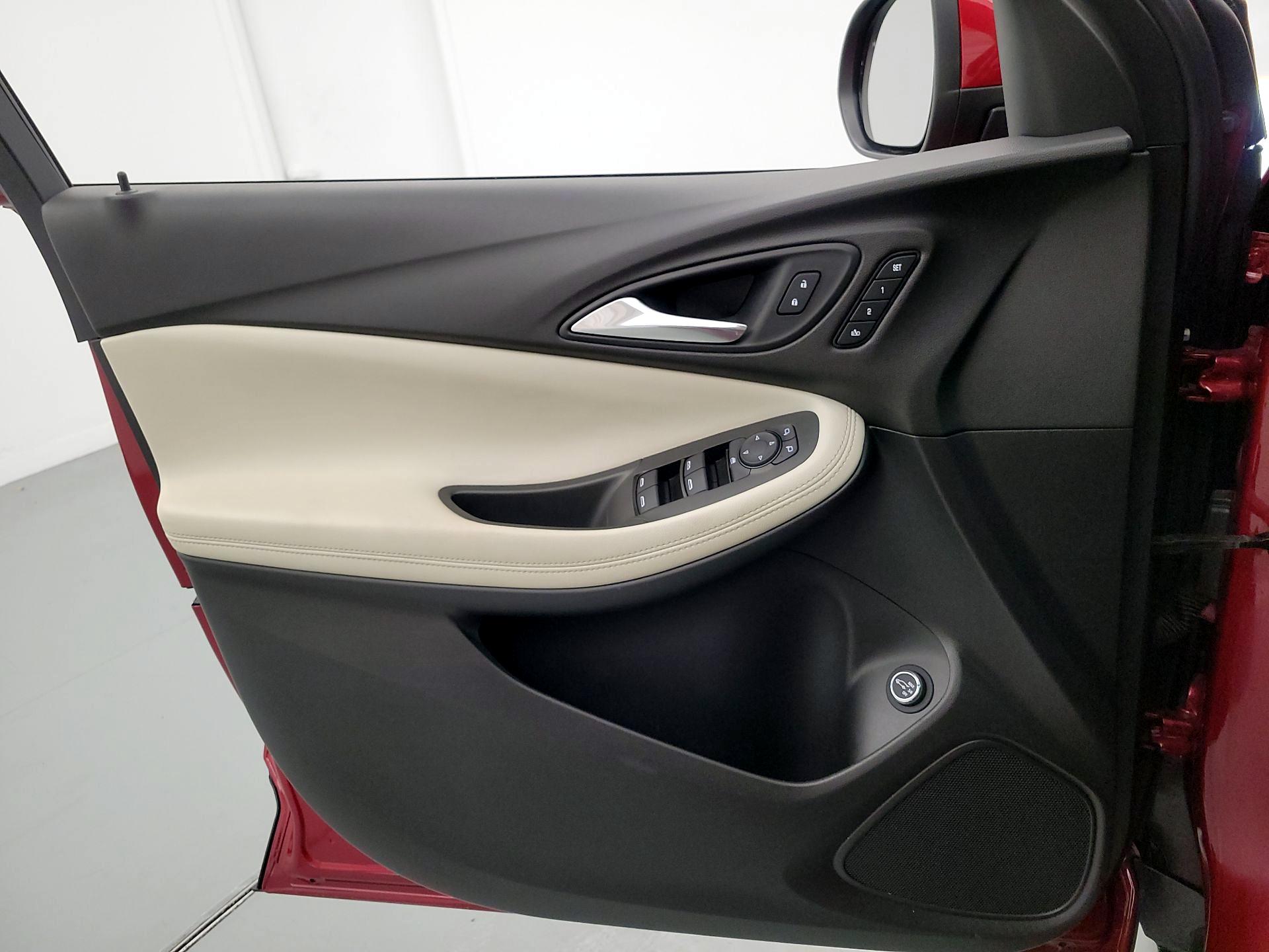 Thumbnail: 2020 Buick Encore GX - 12