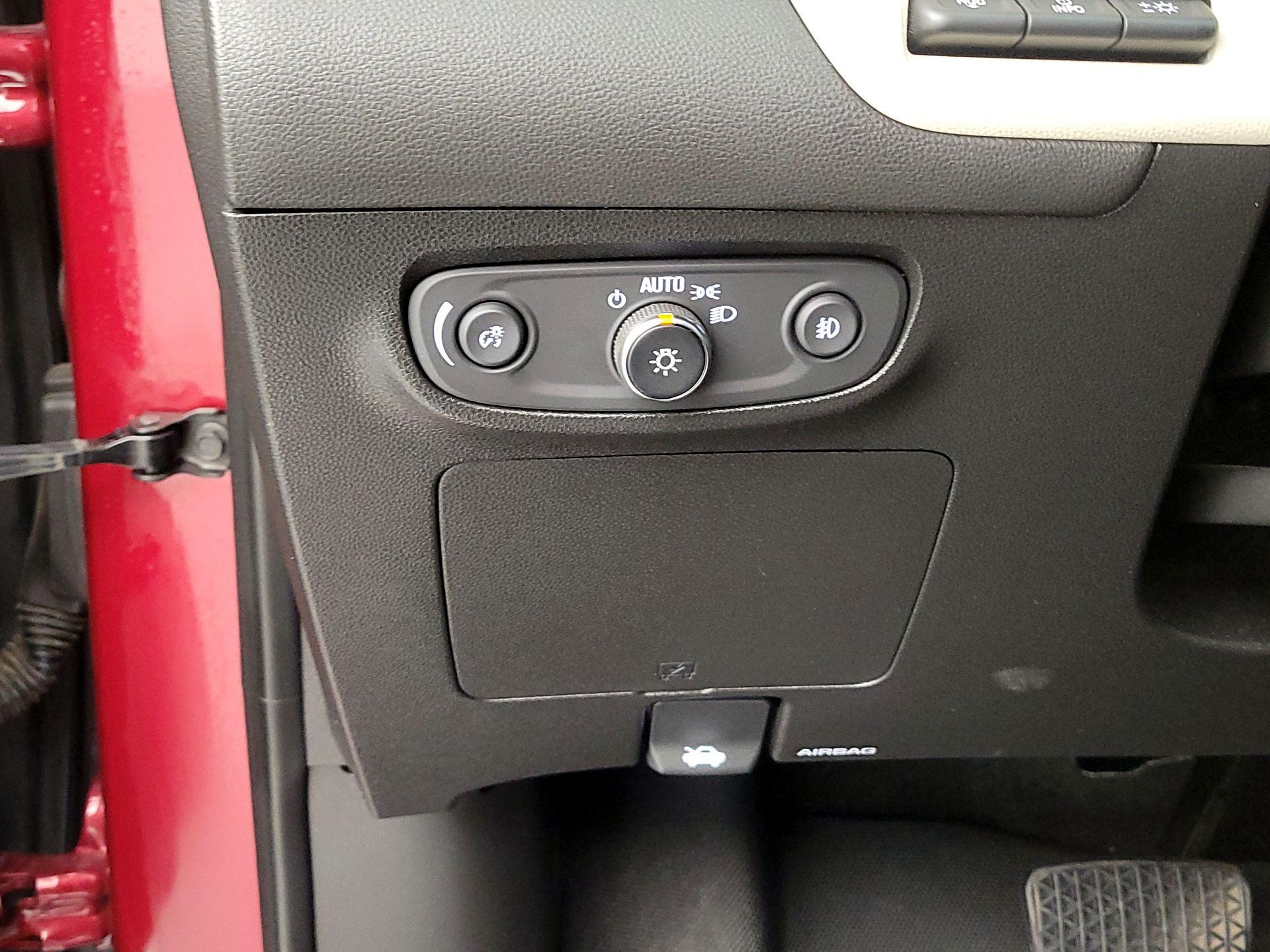 Thumbnail: 2020 Buick Encore GX - 13