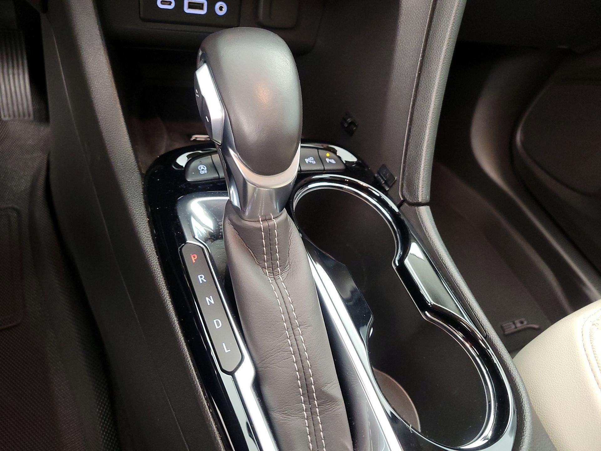 Thumbnail: 2020 Buick Encore GX - 18