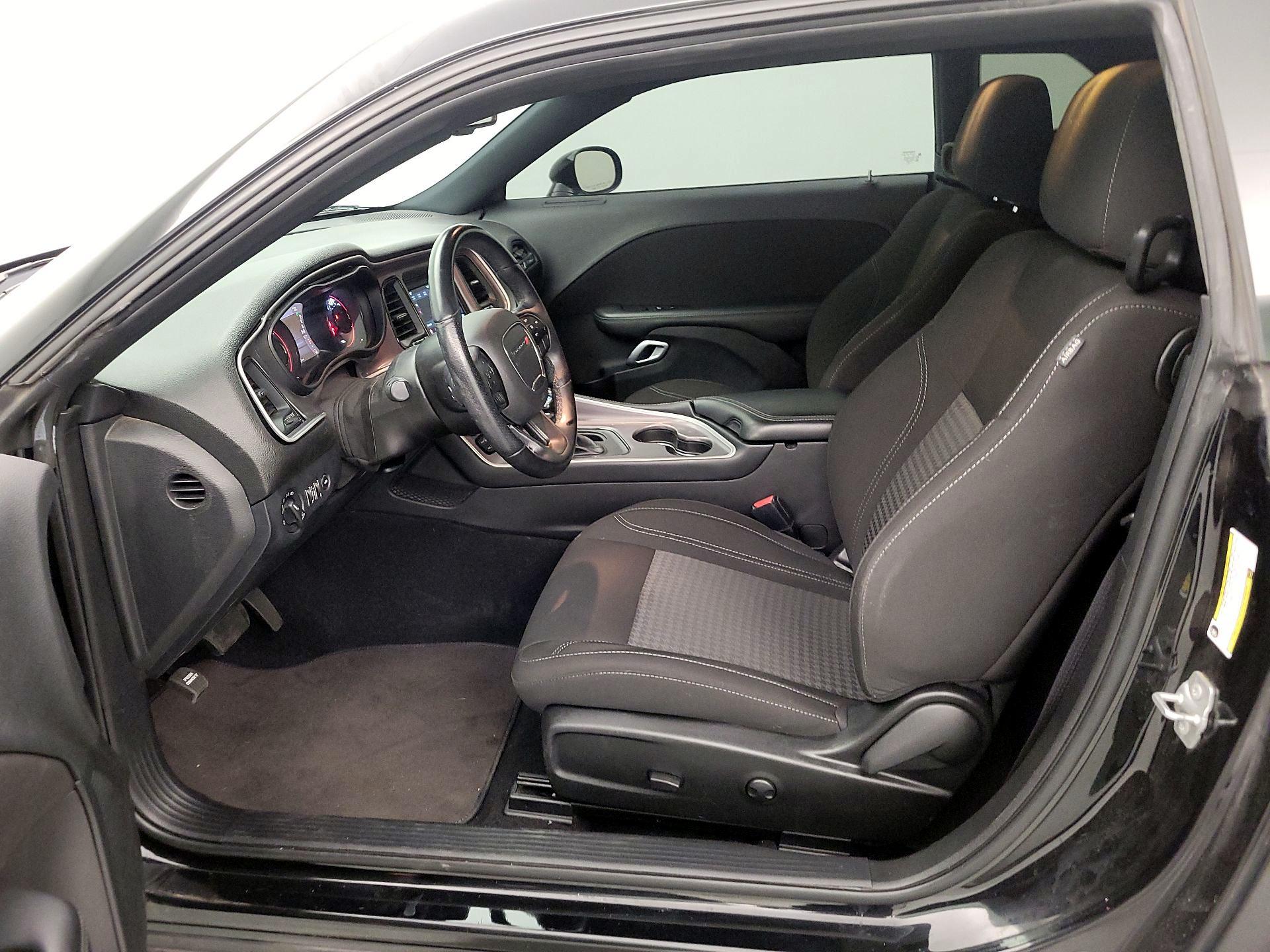 Thumbnail: 2022 Dodge Challenger - 11