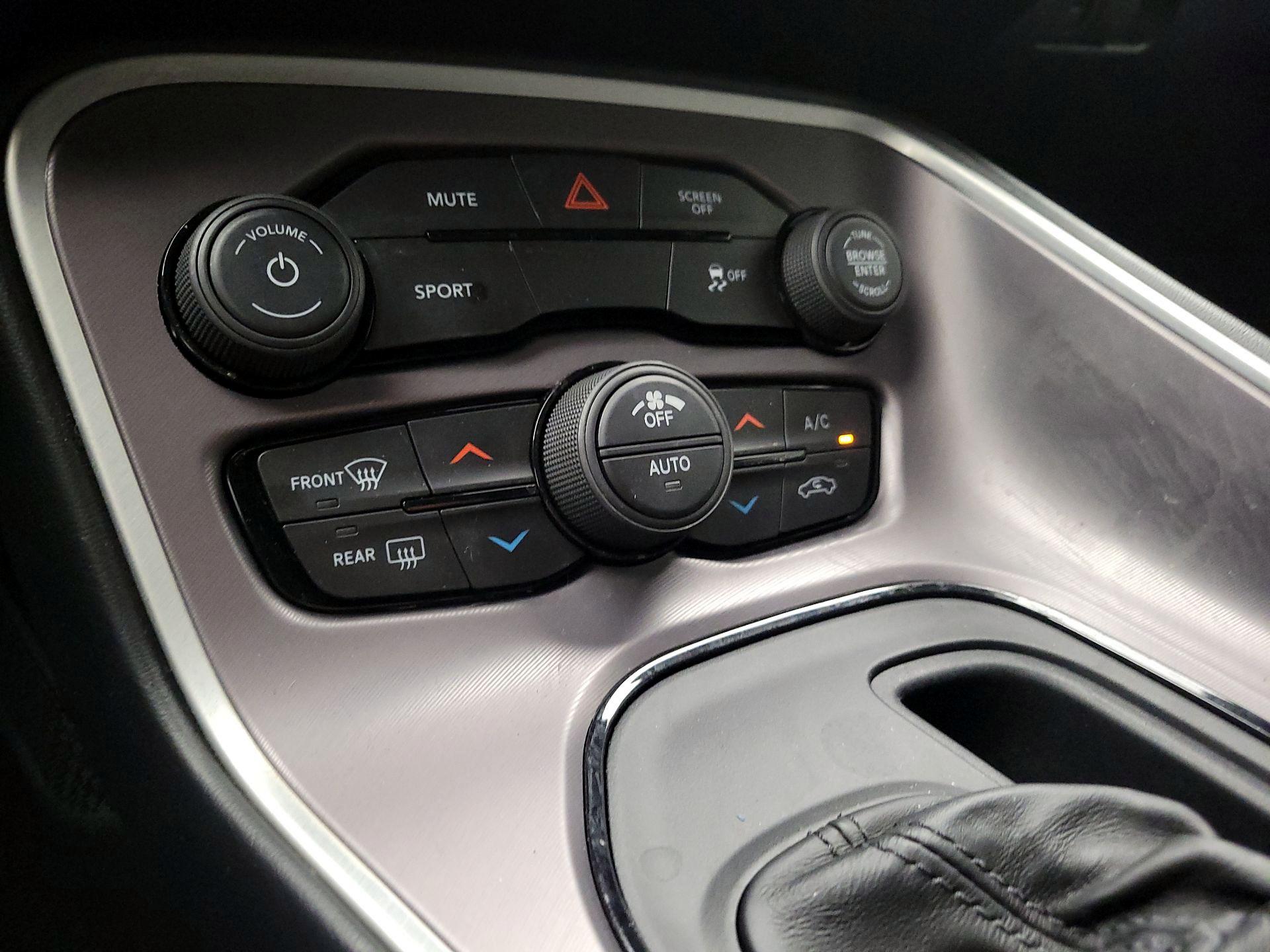 Thumbnail: 2022 Dodge Challenger - 16