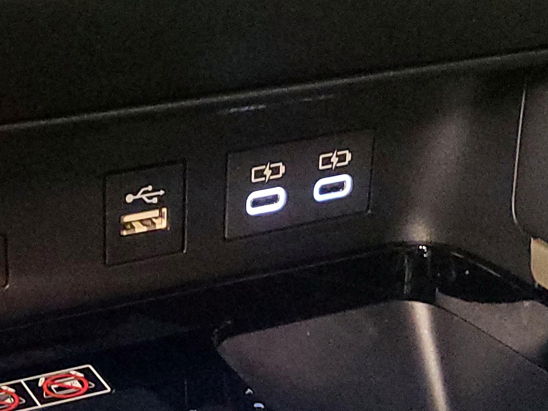 Thumbnail: 2025 Toyota Camry - 18