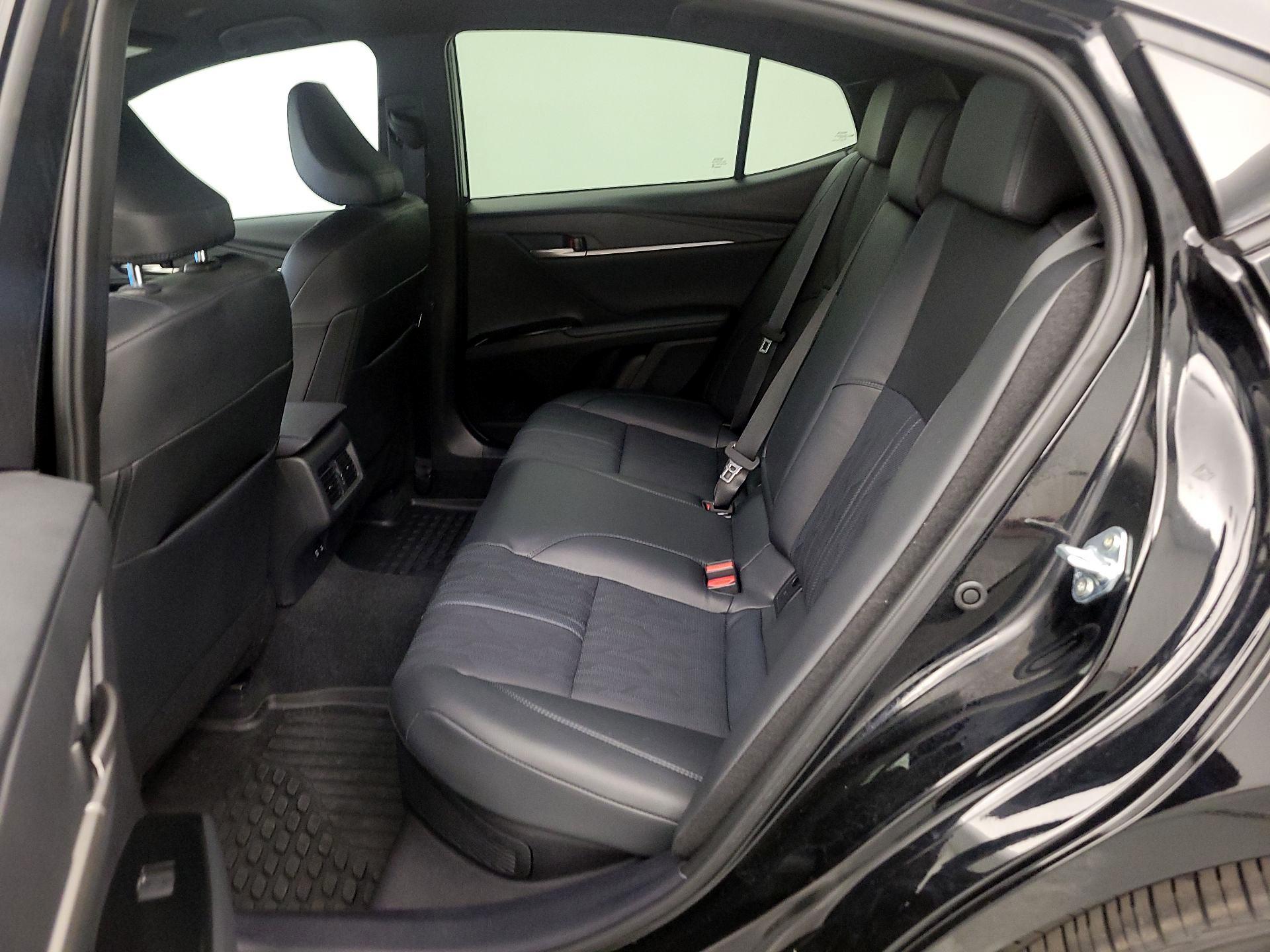 Thumbnail: 2025 Toyota Camry - 19