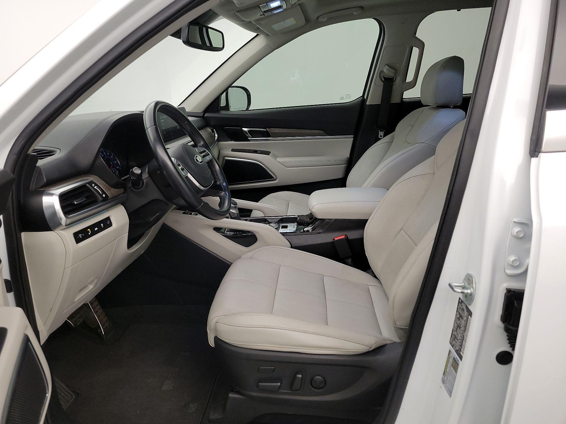 Thumbnail: 2020 Kia Telluride - 11