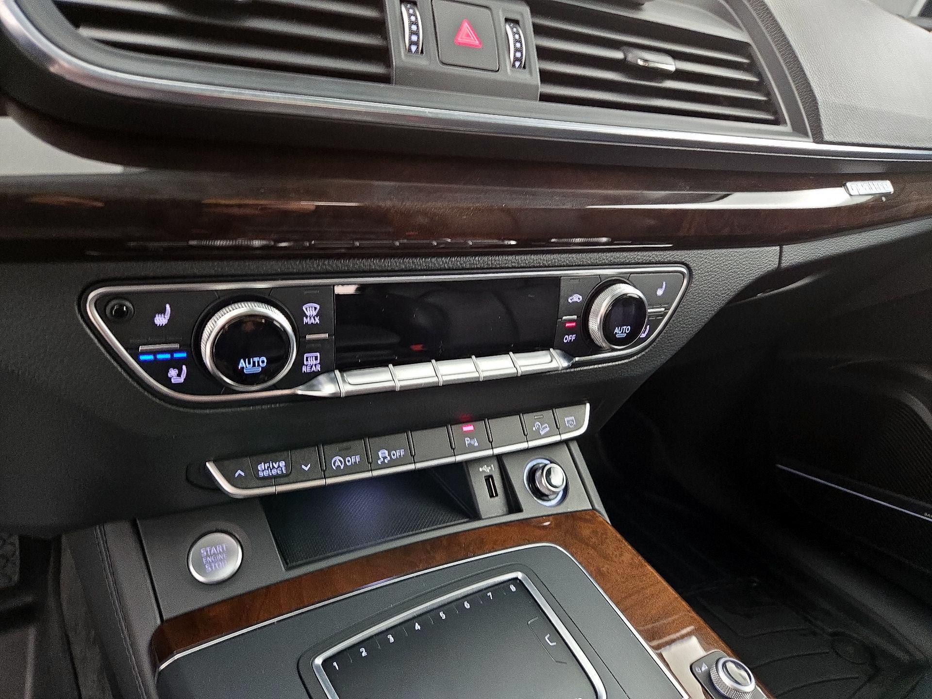 Thumbnail: 2019 Audi Q5 - 15