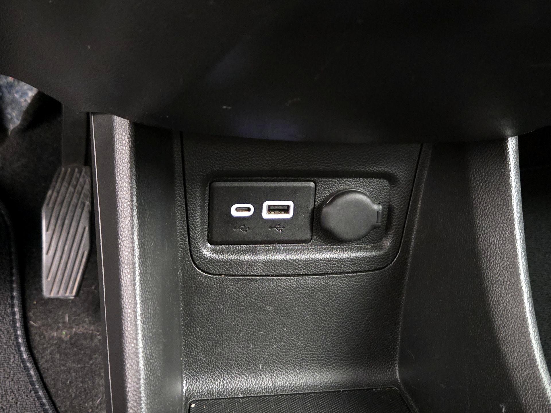 Thumbnail: 2022 Chevrolet Spark - 18