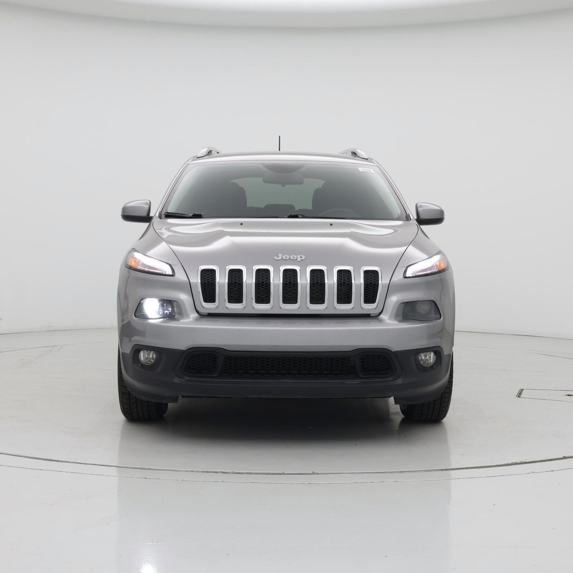 Thumbnail: 2018 Jeep Cherokee - 5