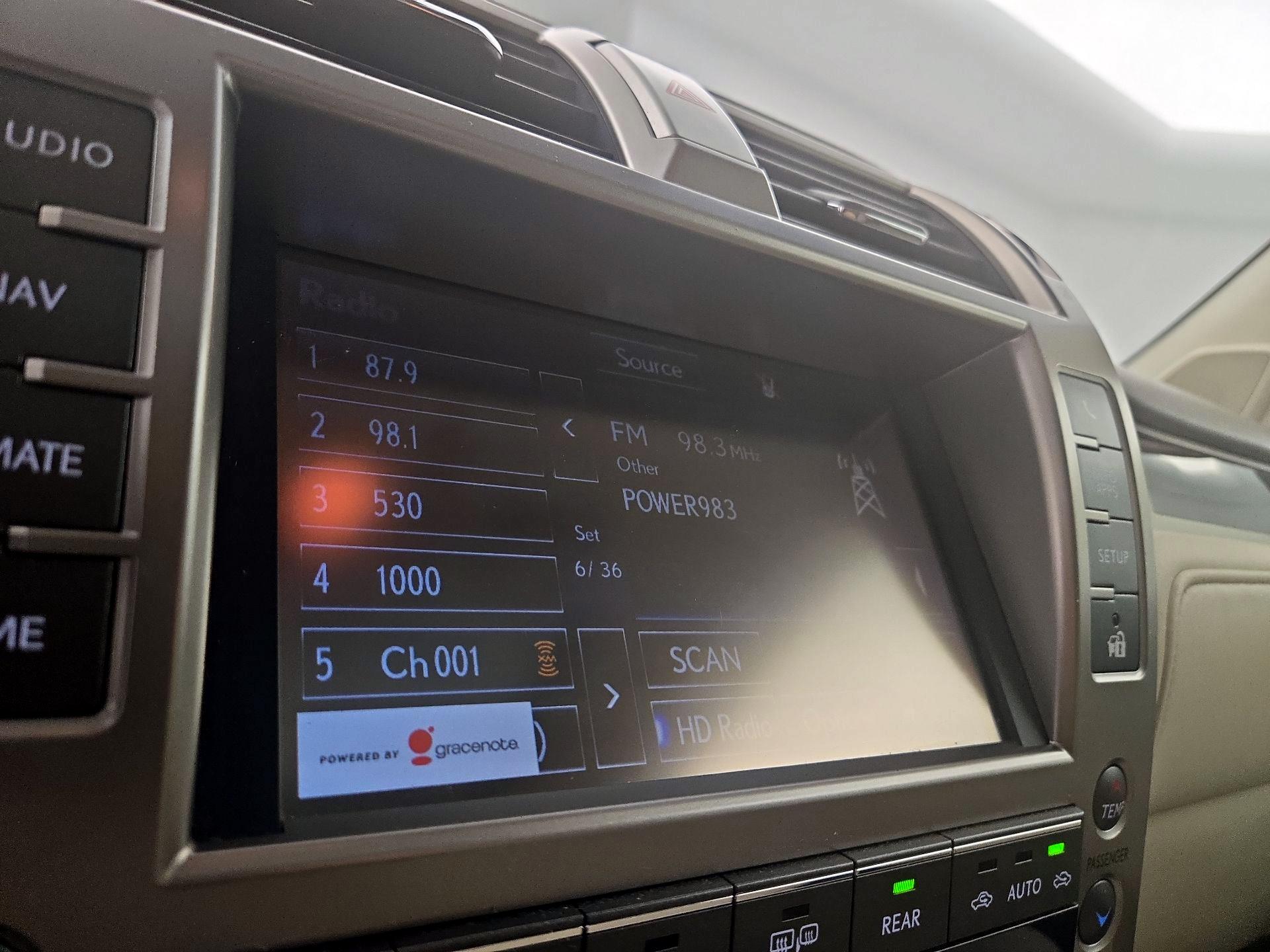 Thumbnail: 2016 Lexus GX - 16