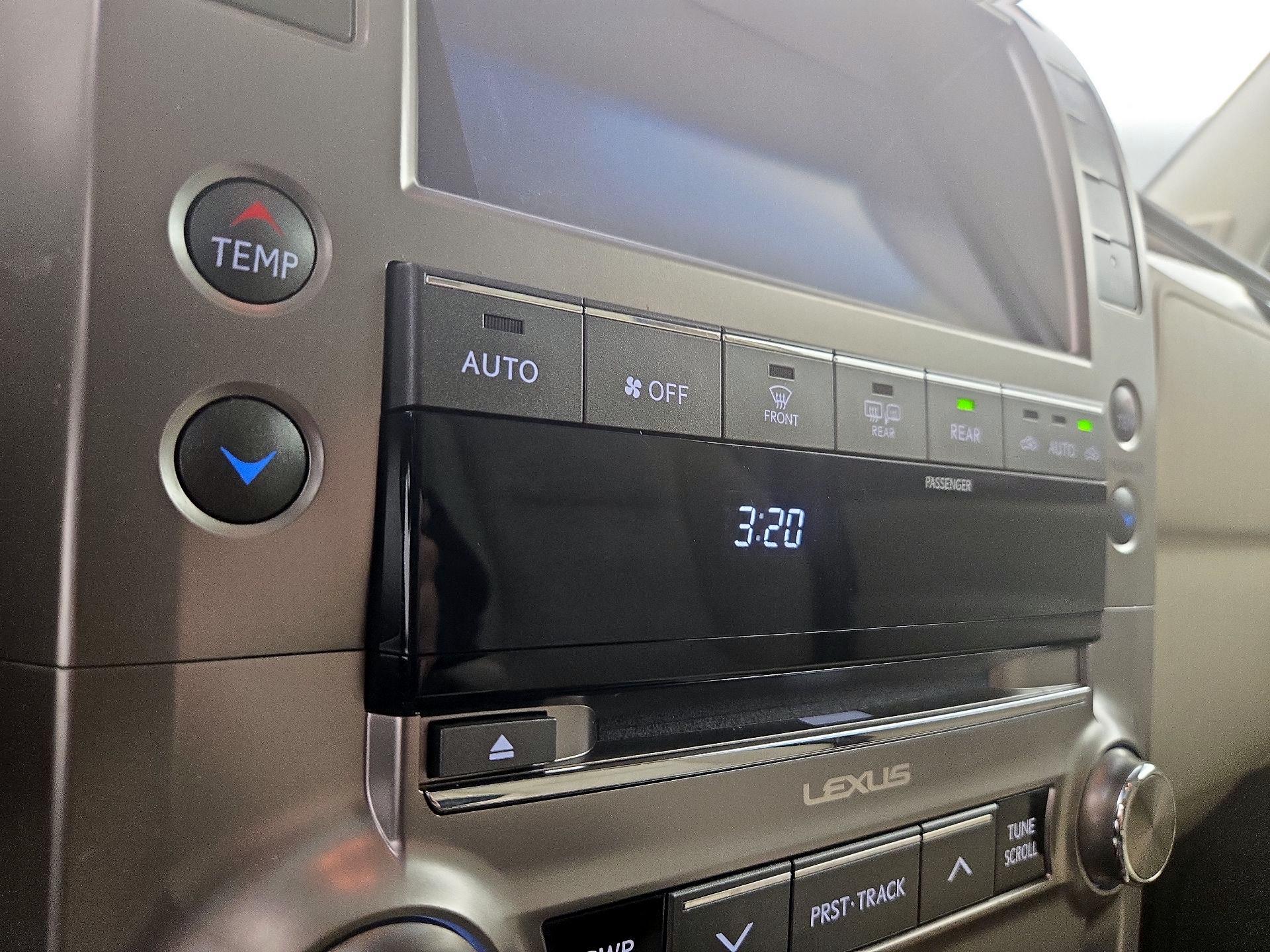Thumbnail: 2016 Lexus GX - 17