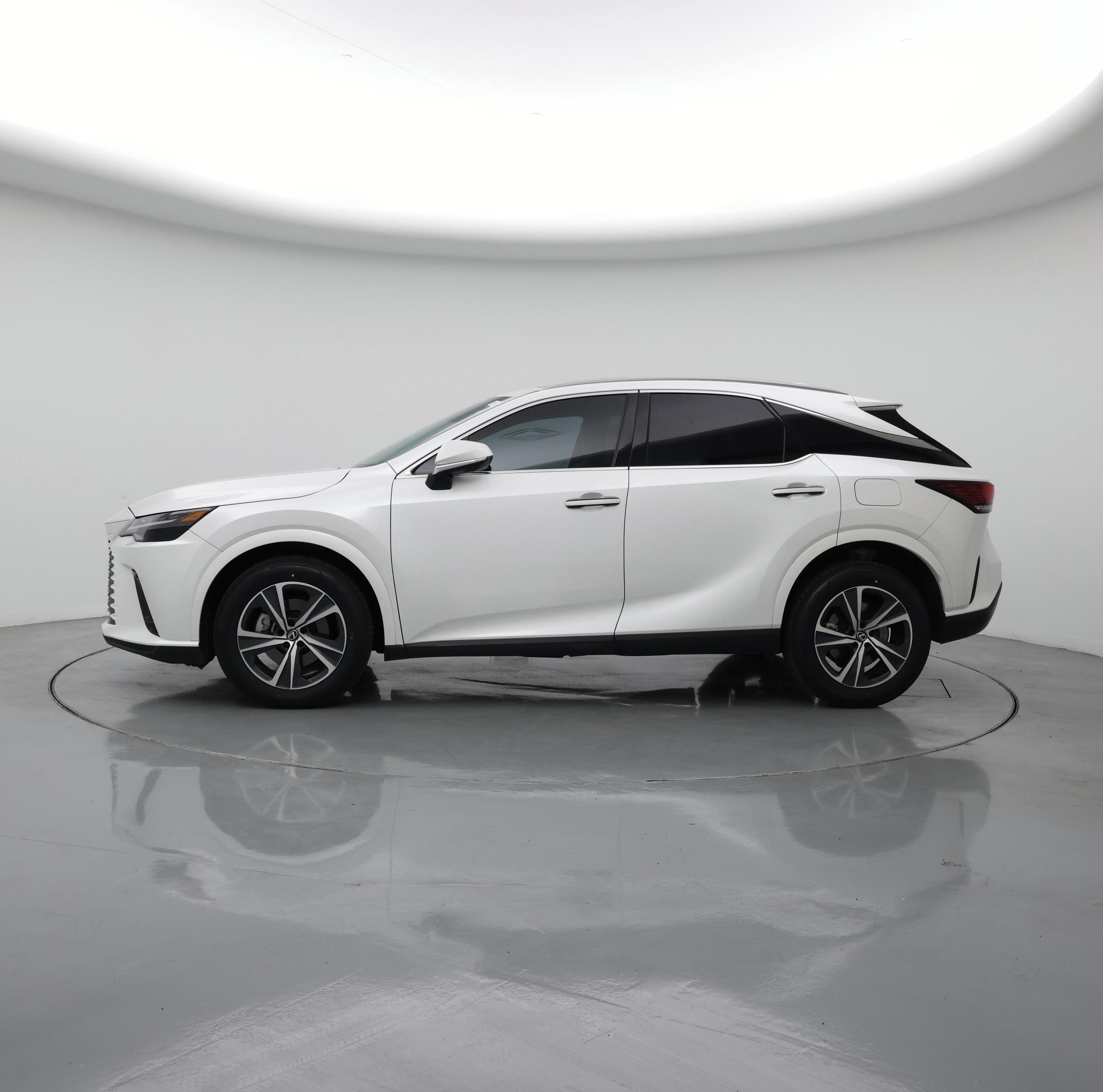 Thumbnail: 2024 Lexus RX - 3