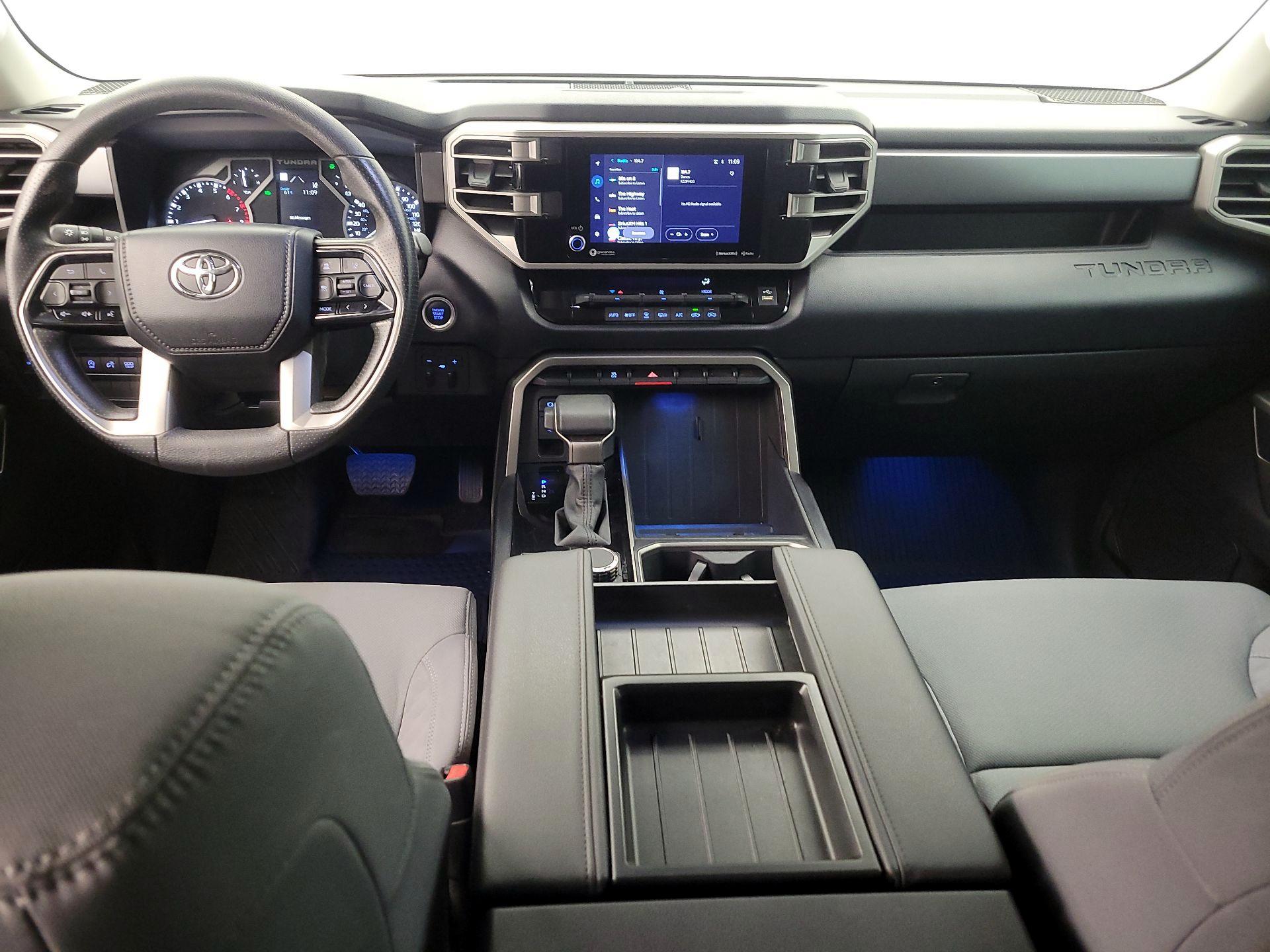 Thumbnail: 2024 Toyota Tundra - 9