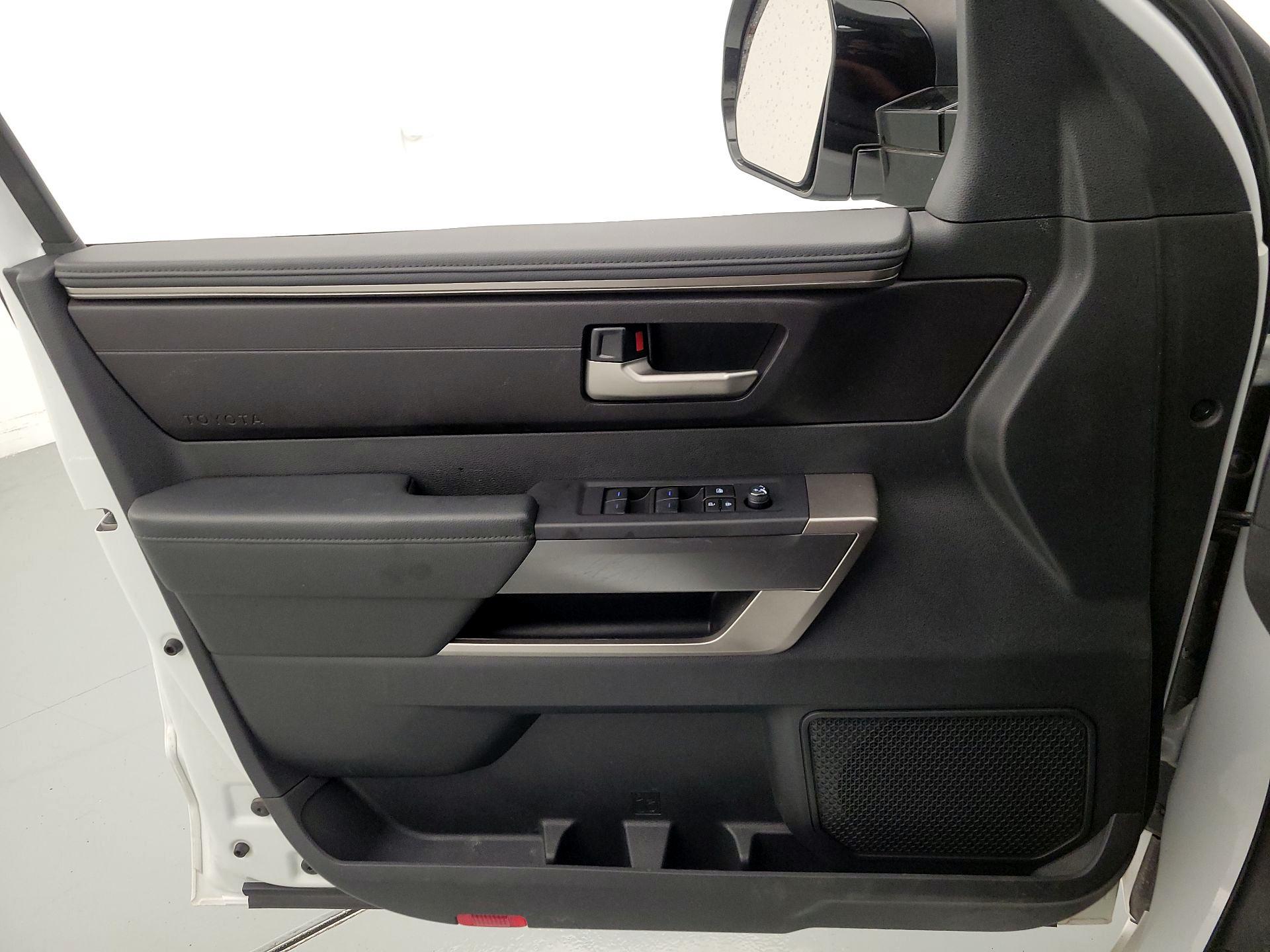 Thumbnail: 2024 Toyota Tundra - 12